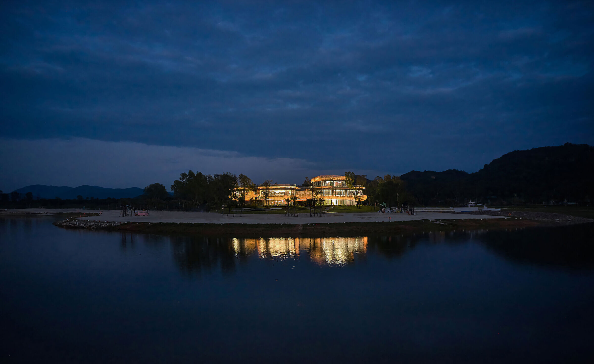 https://archello.com/story/129355/attachments/photos-videos/23 photo_credit Jianghe Zeng