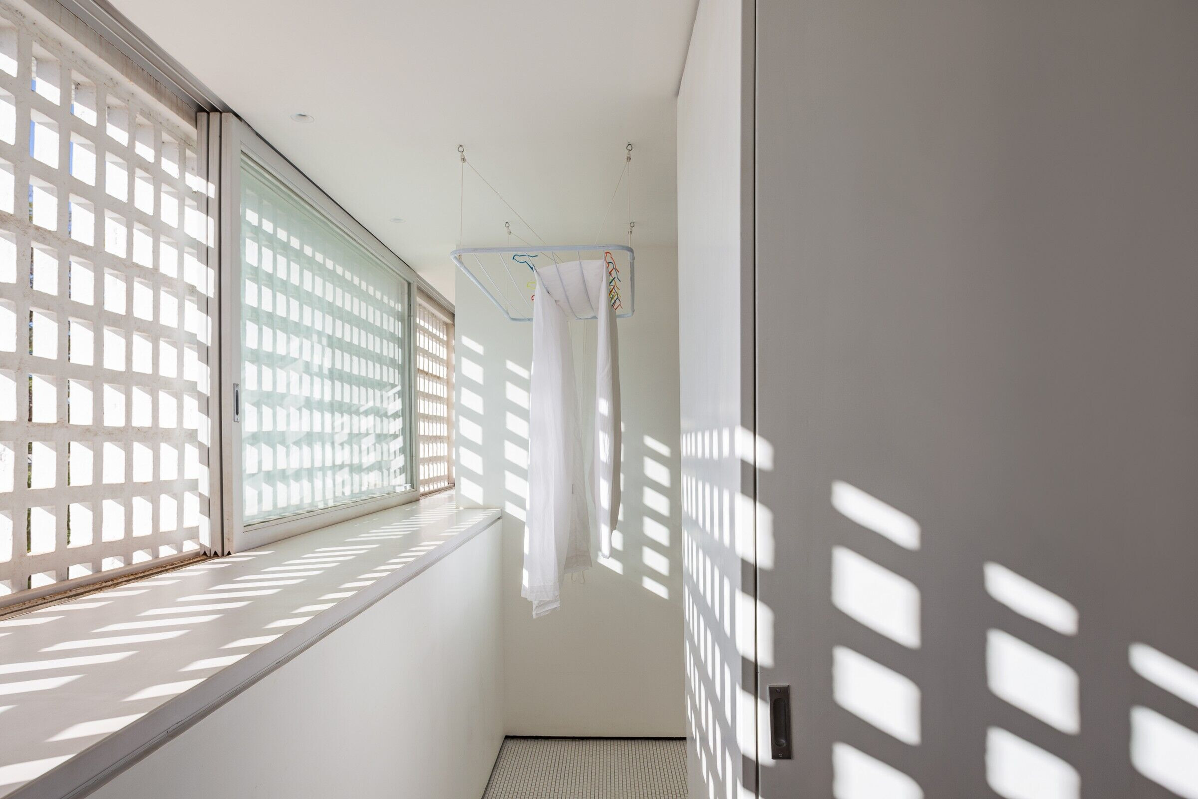 https://archello.com/story/129253/attachments/photos-videos/9 photo_credit Haruo Mikami
