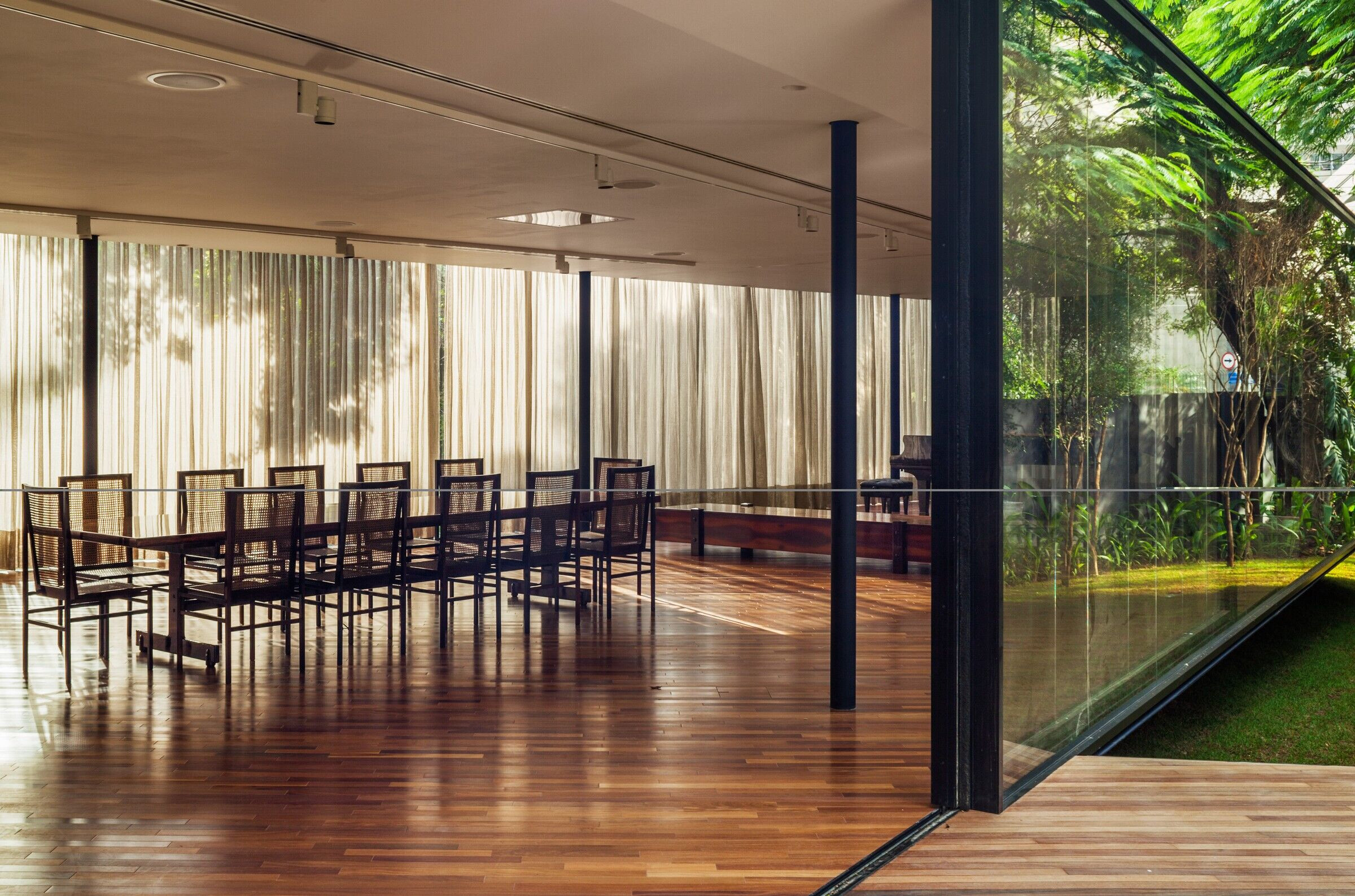 https://archello.com/story/129254/attachments/photos-videos/8 photo_credit Nelson kon