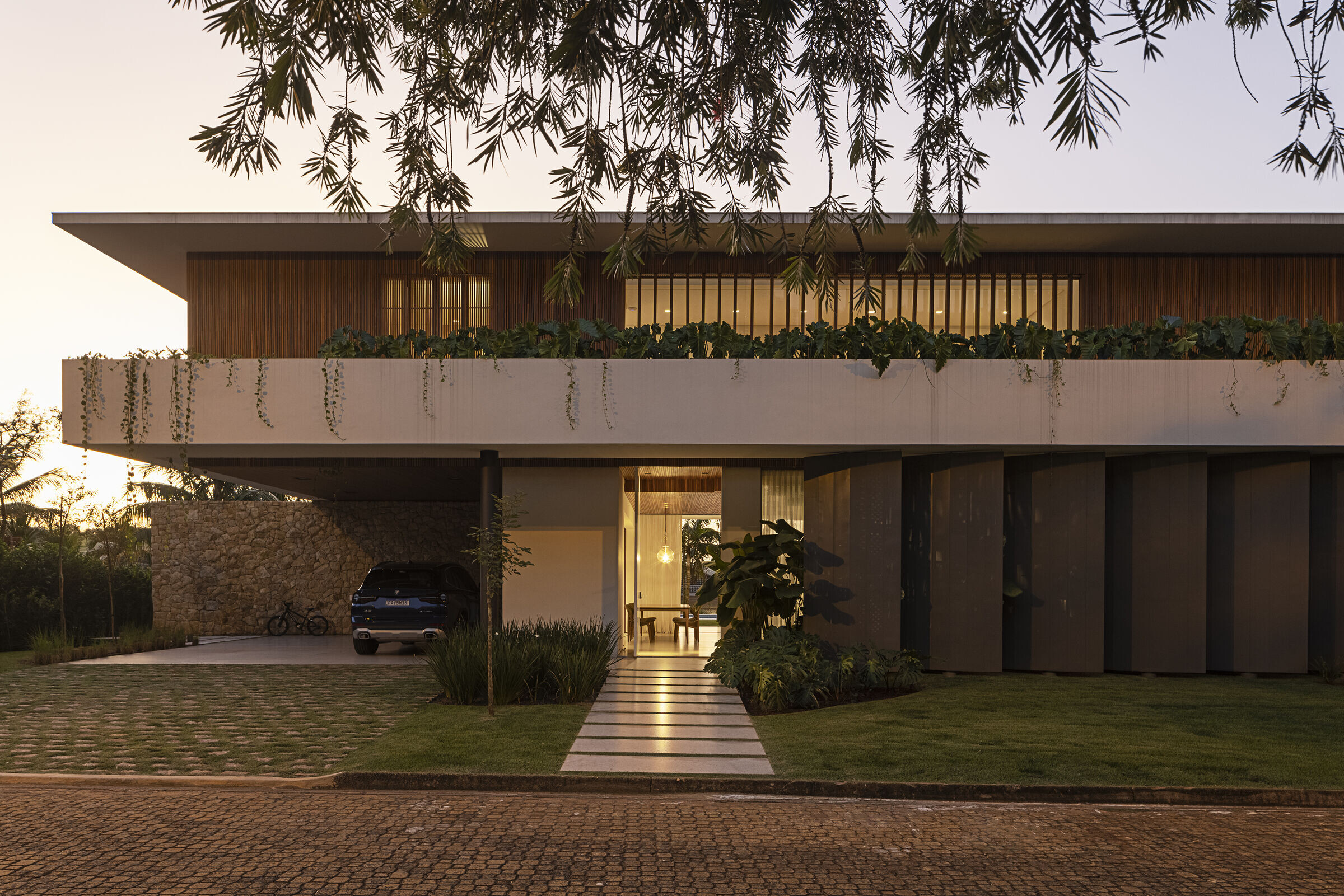 https://archello.com/story/129366/attachments/photos-videos/17 photo_credit LEONARDO FINOTTI