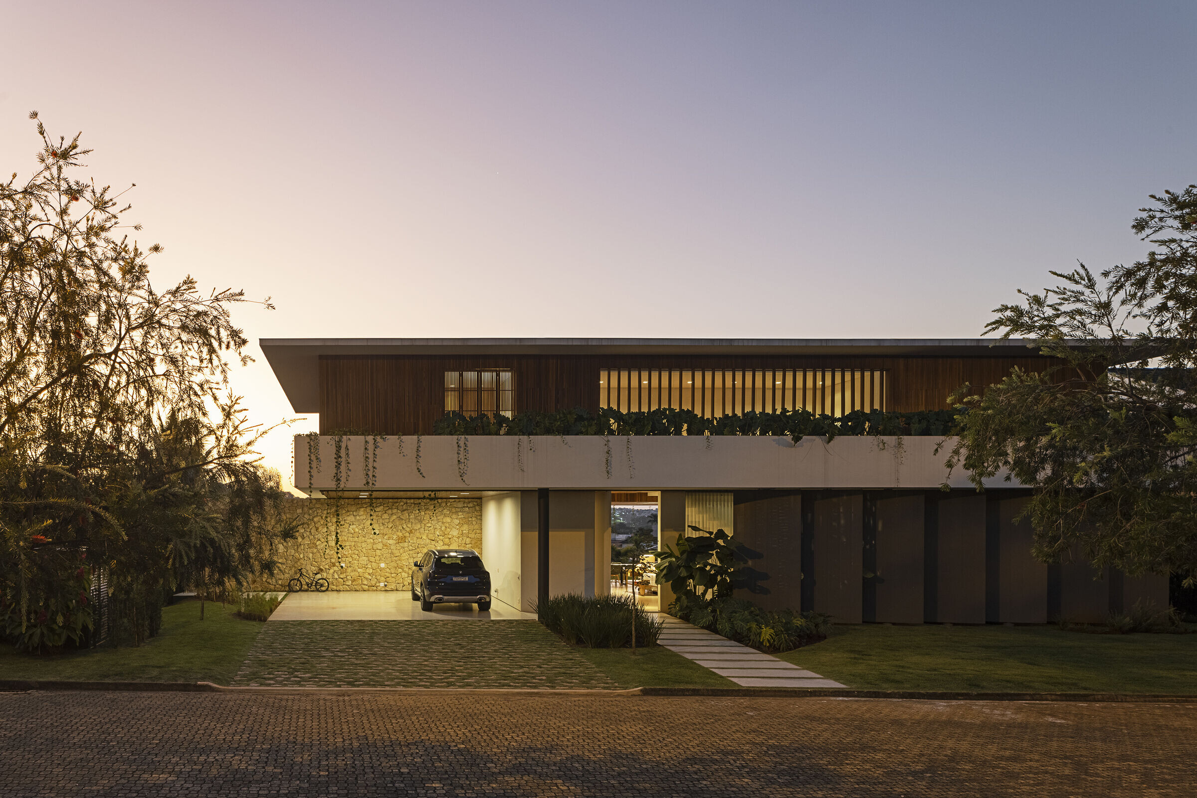 https://archello.com/story/129366/attachments/photos-videos/18 photo_credit LEONARDO FINOTTI