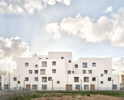 Detail: Compressed Earth Block Walls of 43 Viviendas Sociales, Ibiza