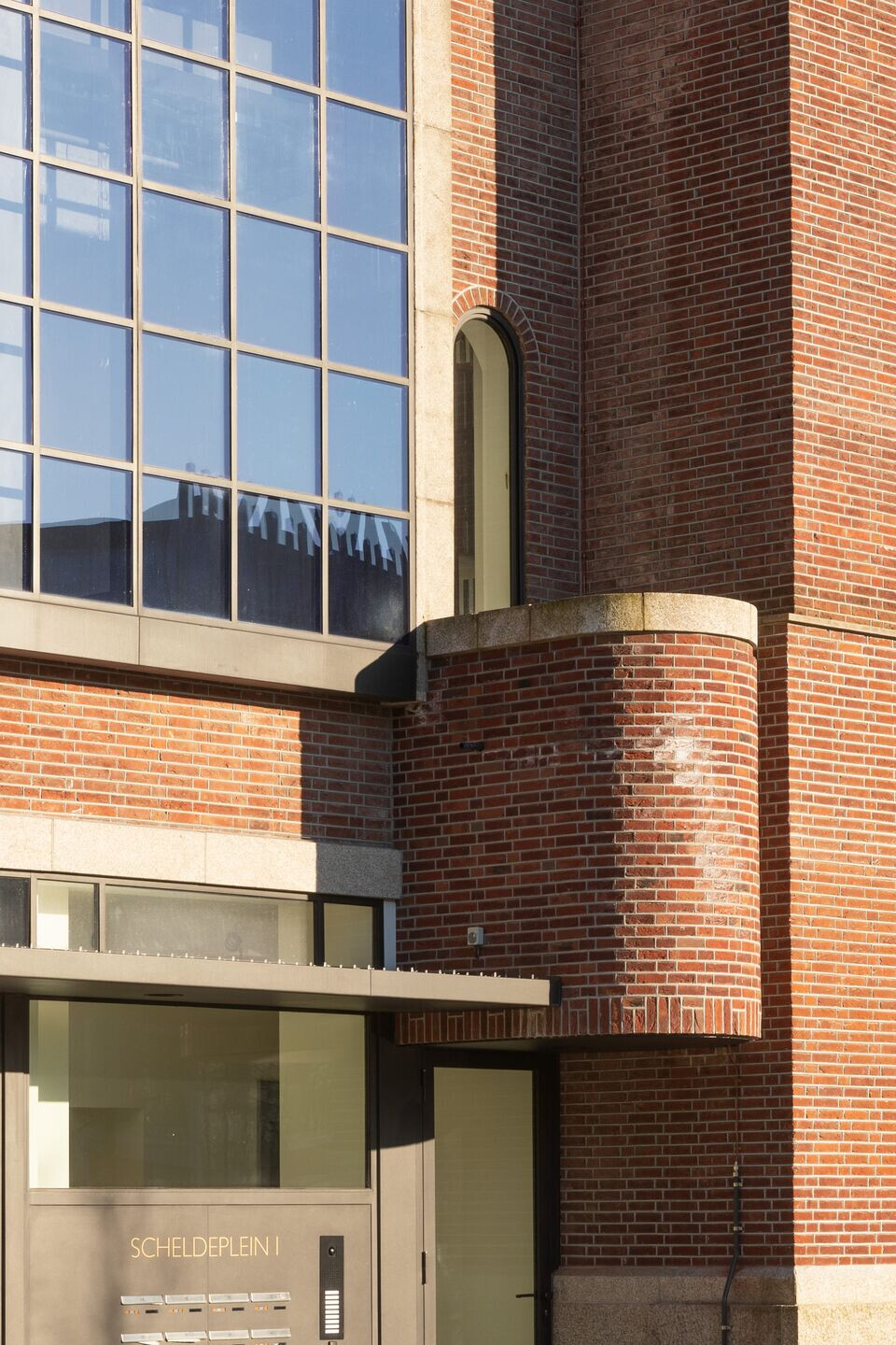 https://archello.com/story/129468/attachments/photos-videos/6 photo_credit Arjen Schmitz