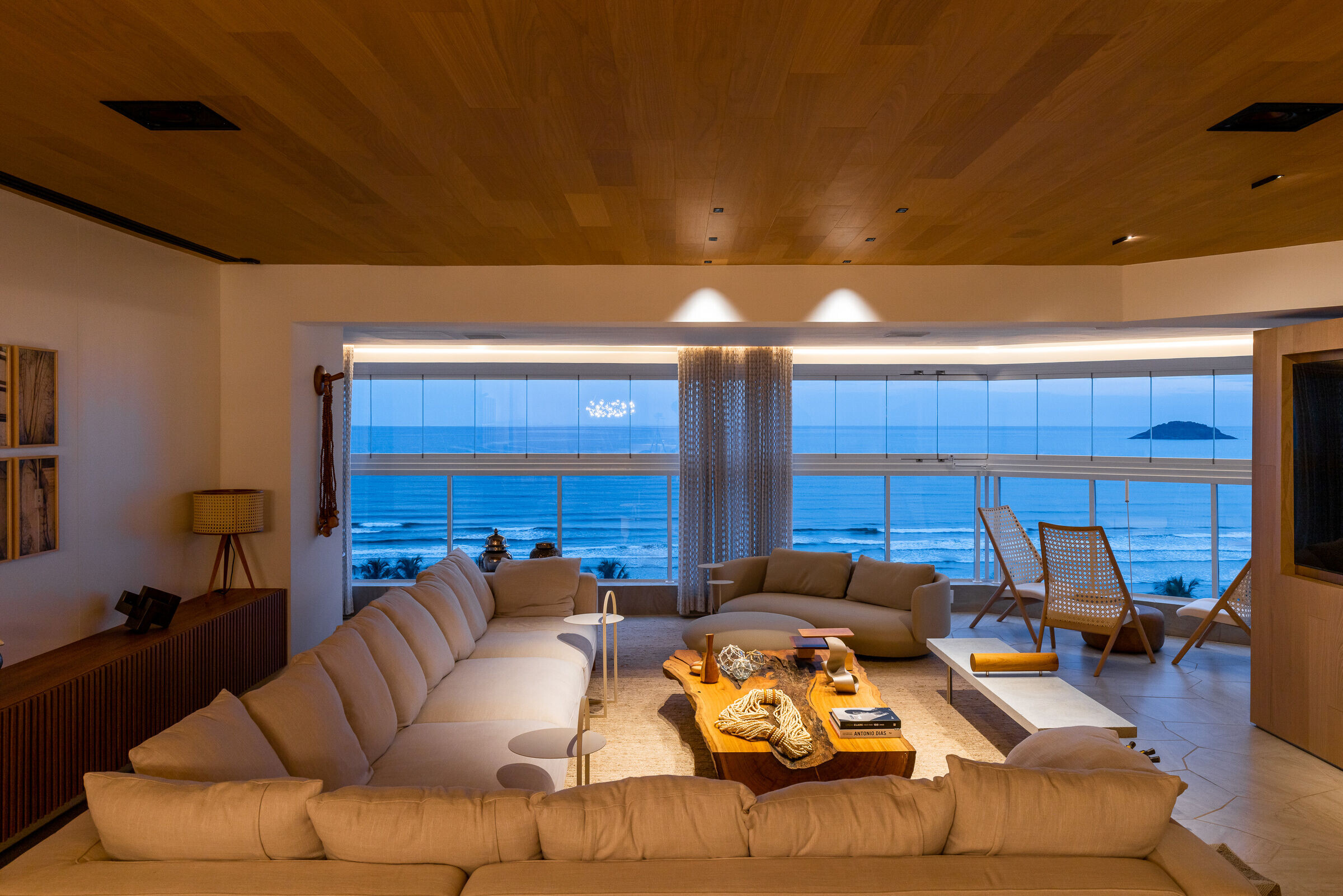 https://archello.com/story/129400/attachments/photos-videos/8 photo_credit Manuel Sá