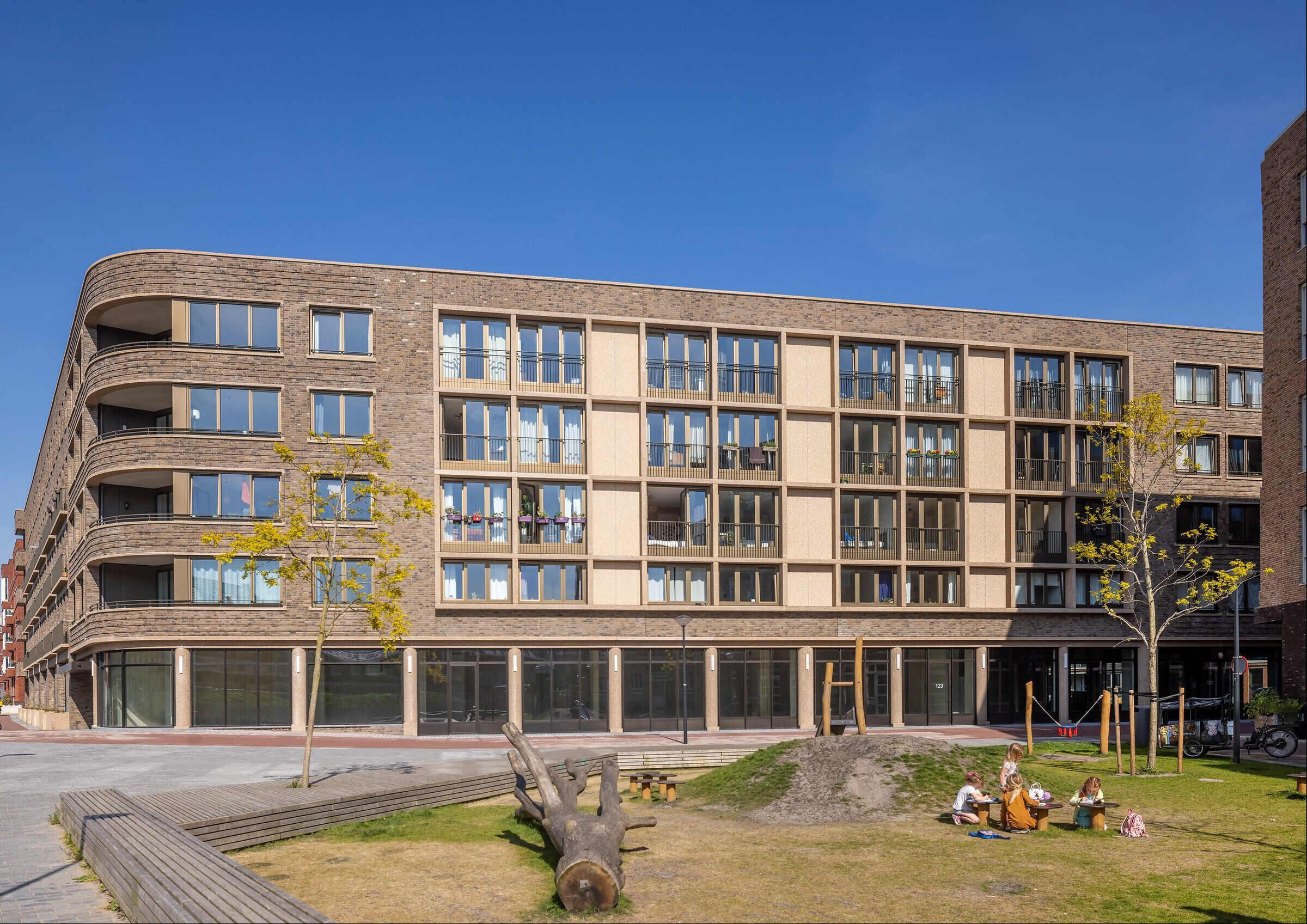 https://archello.com/story/129526/attachments/photos-videos/4 photo_credit Luuk Kramer