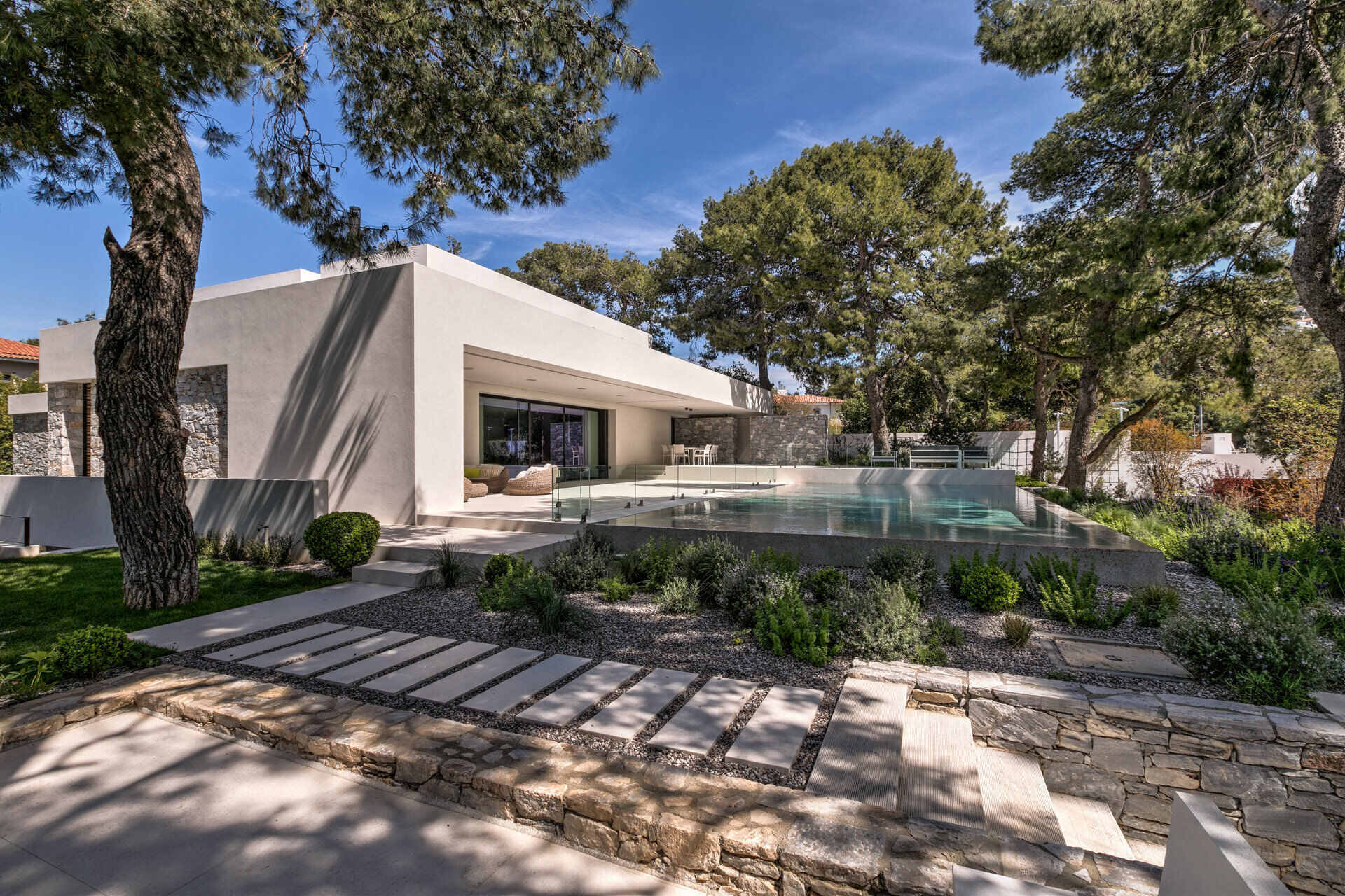 https://archello.com/story/129561/attachments/photos-videos/27 photo_credit George Fakaros
