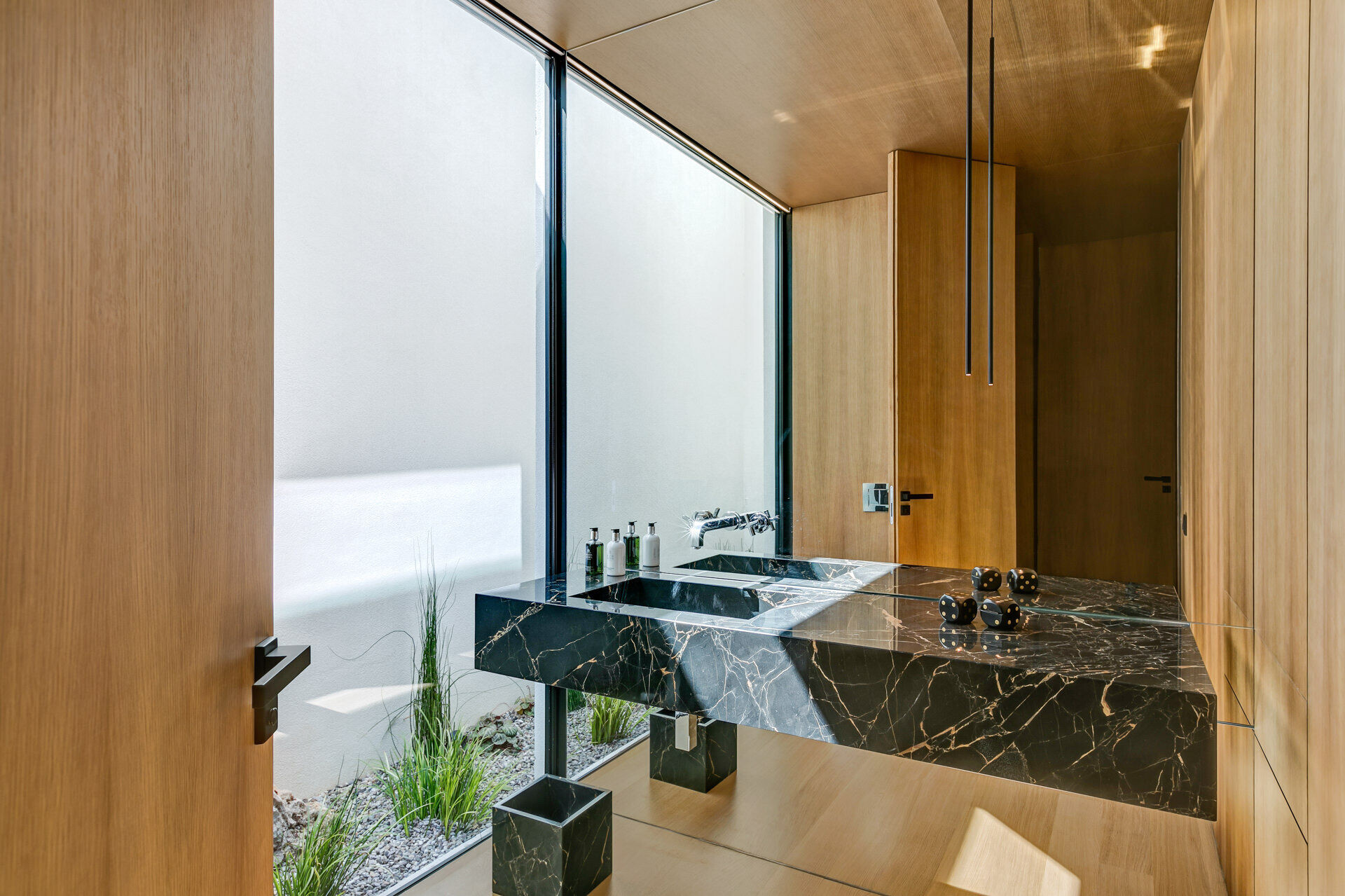 https://archello.com/story/129561/attachments/photos-videos/68 photo_credit George Fakaros