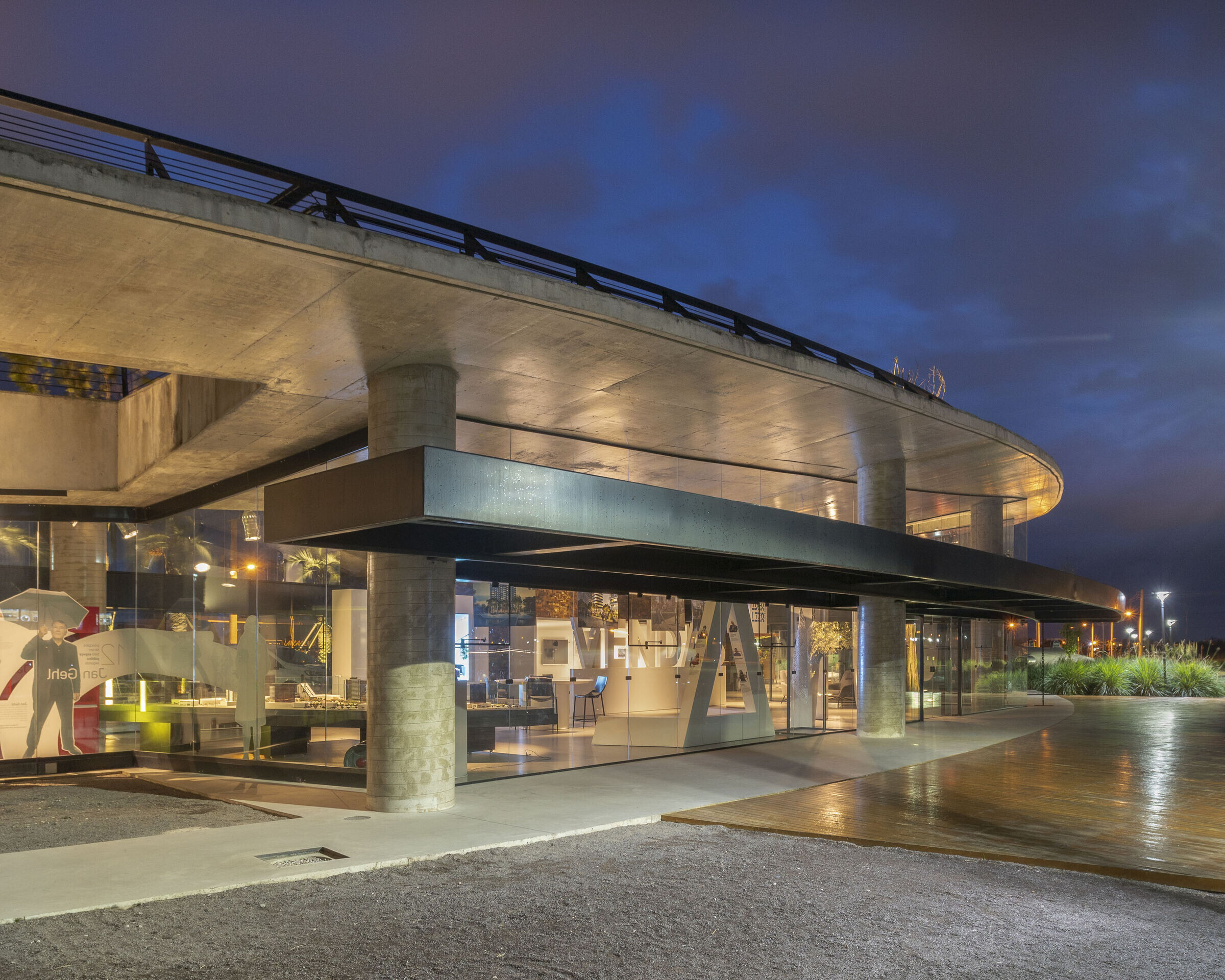 https://archello.com/story/129691/attachments/photos-videos/10 photo_credit Cristiano Bauce