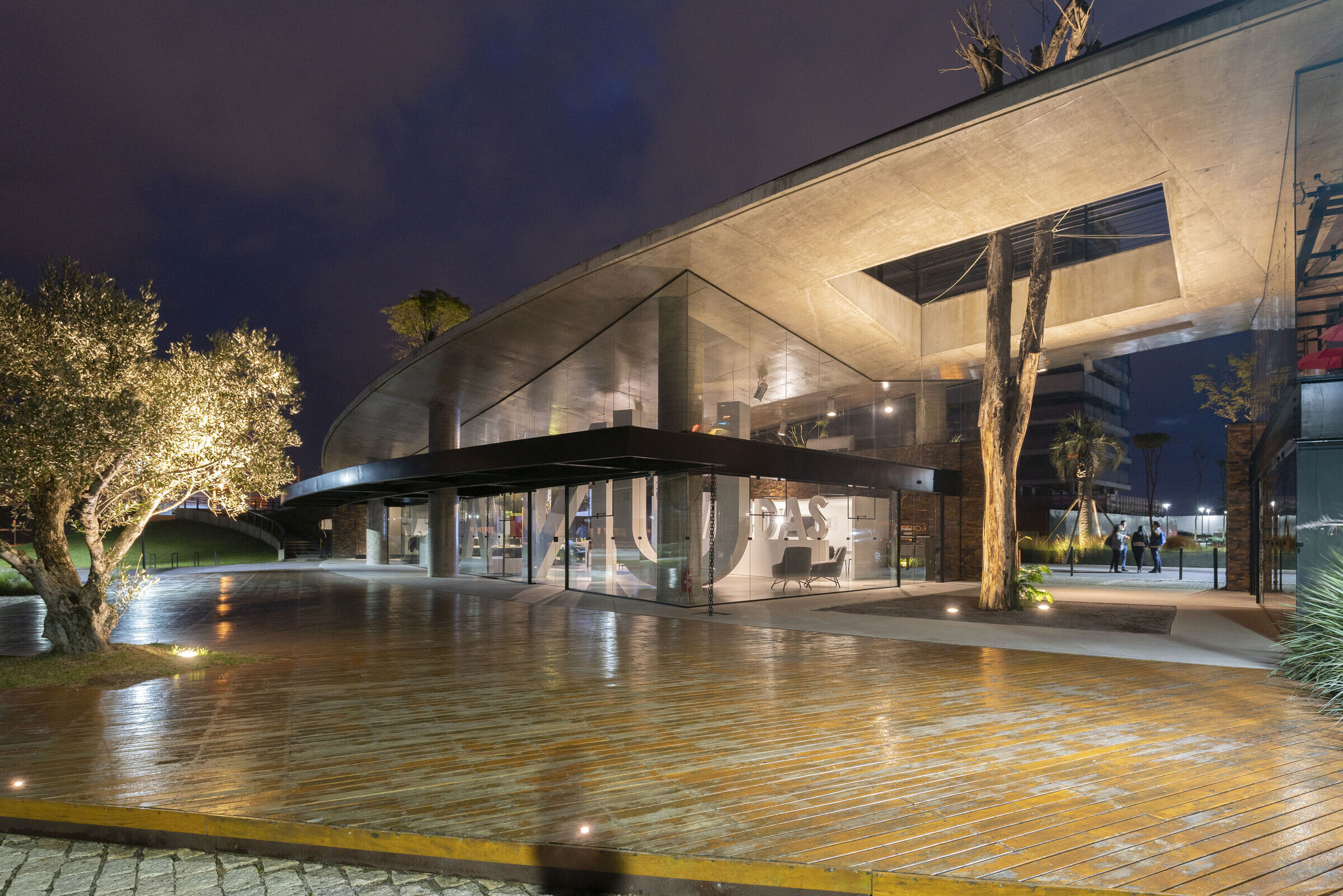 https://archello.com/story/129691/attachments/photos-videos/12 photo_credit Cristiano Bauce