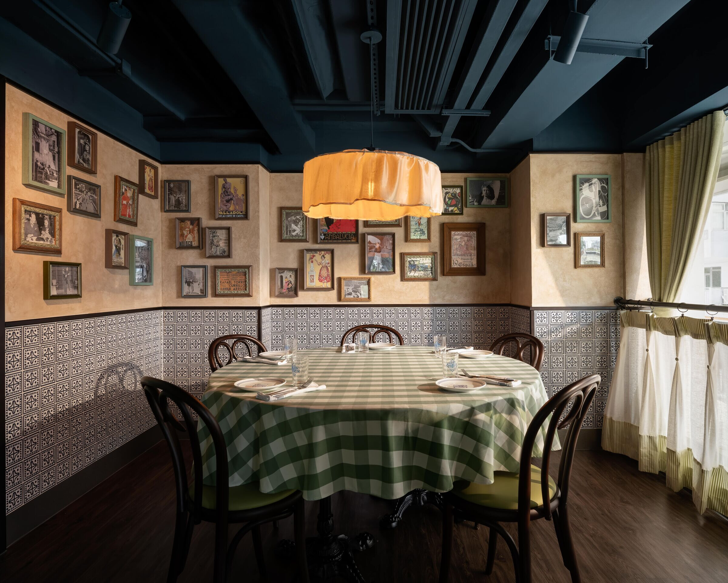 https://archello.com/story/129626/attachments/photos-videos/7 photo_credit Steven Ko