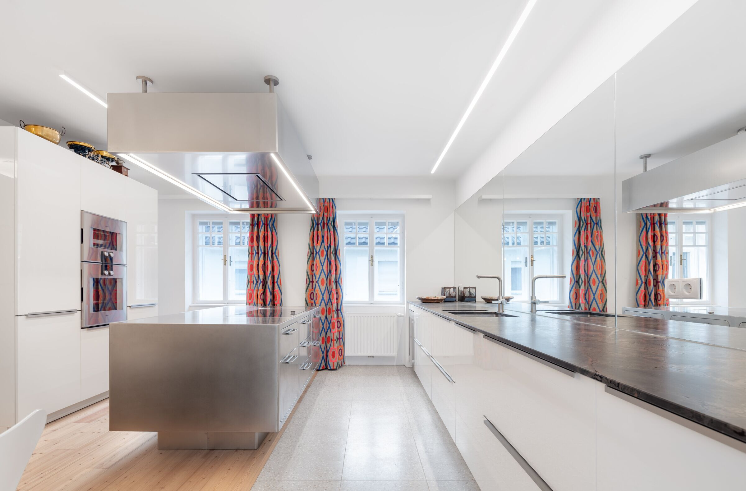 https://archello.com/story/129716/attachments/photos-videos/18 photo_credit Kurt Kuball