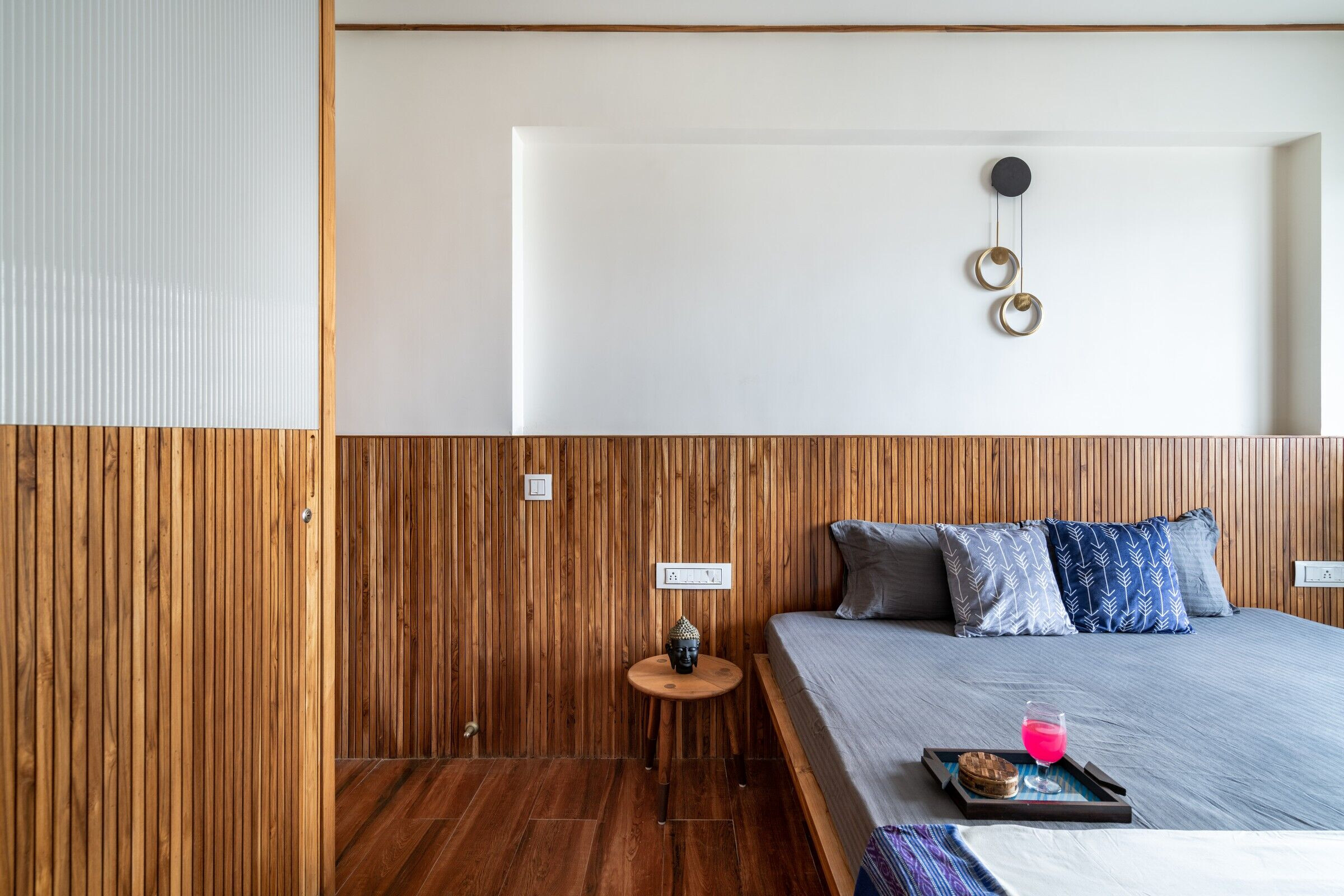 https://archello.com/story/129744/attachments/photos-videos/20 photo_credit Maulik Patel / Inclined Studio