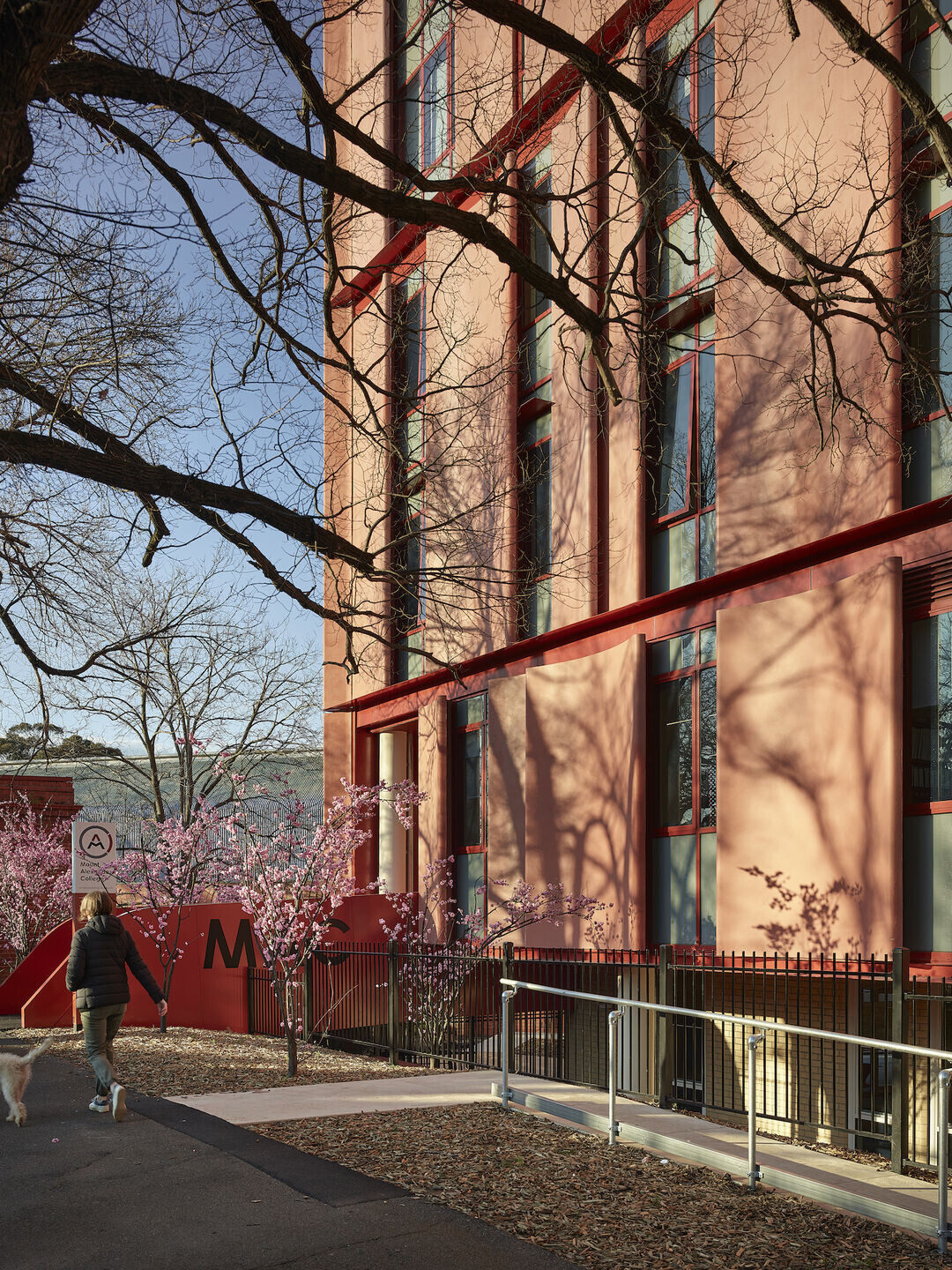 https://archello.com/story/129805/attachments/photos-videos/11 photo_credit Derek Swalwell