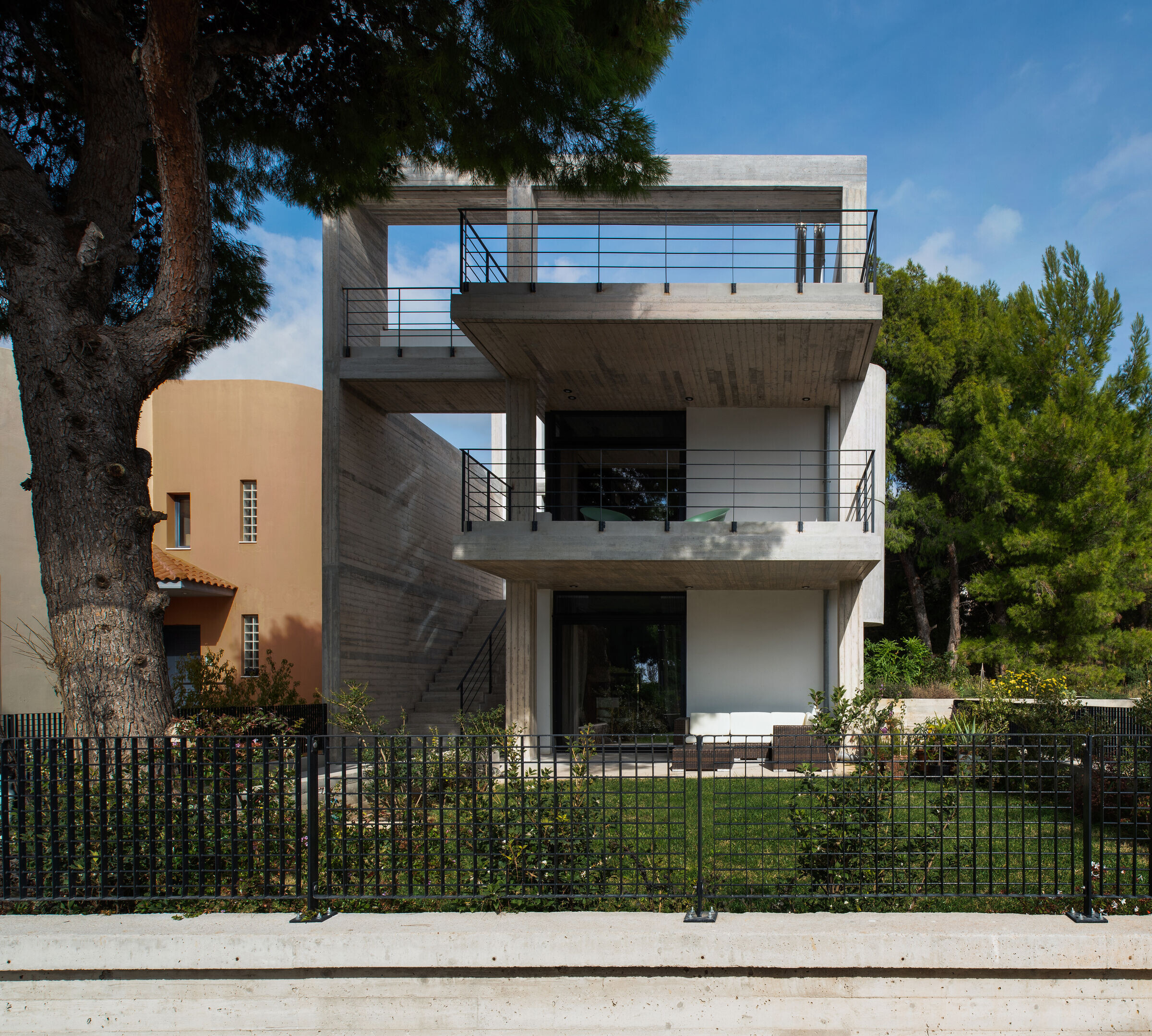 https://archello.com/story/130019/attachments/photos-videos/5 photo_credit H. Louizidis - K. Glinou