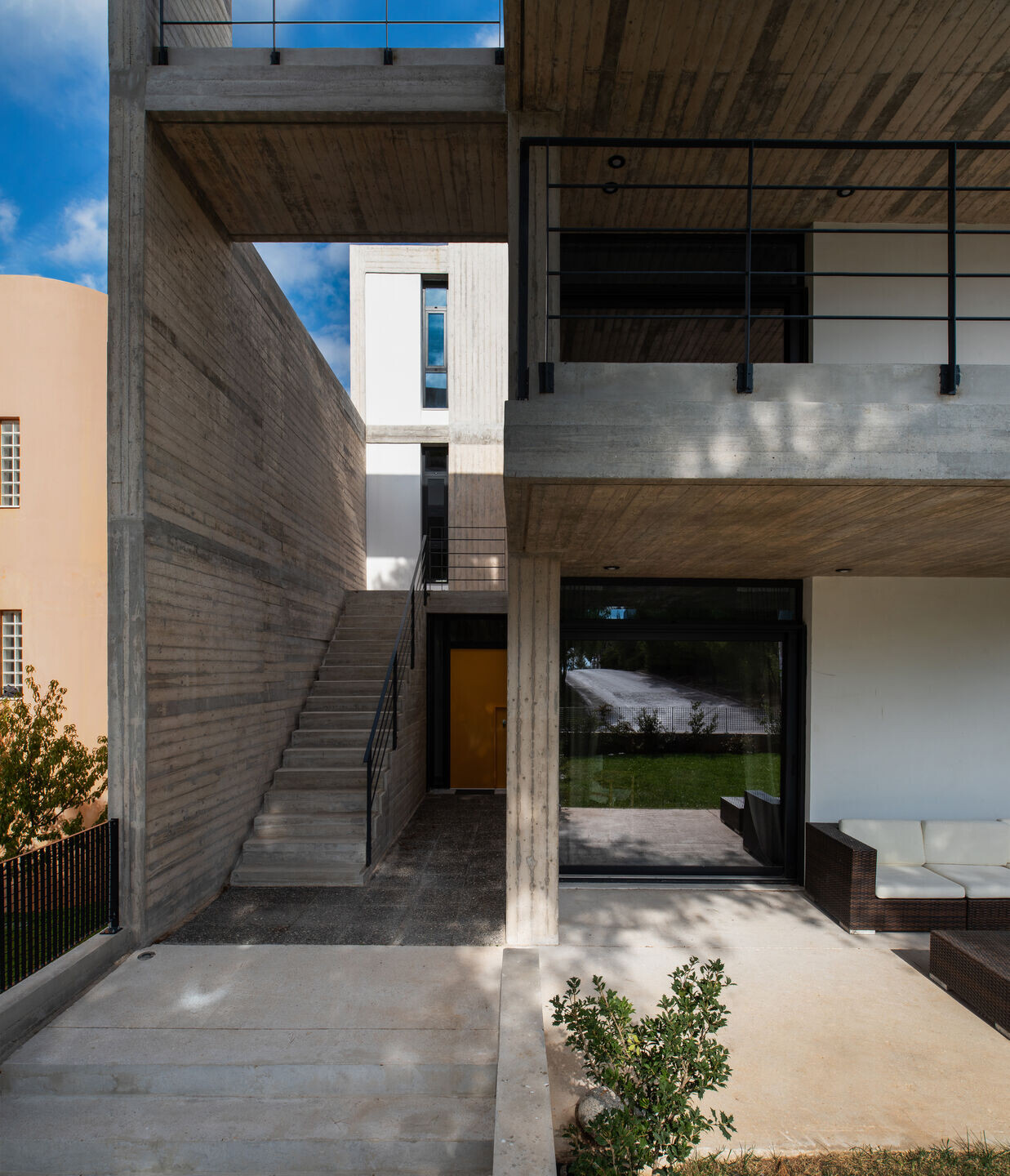 https://archello.com/story/130019/attachments/photos-videos/9 photo_credit H. Louizidis - K. Glinou