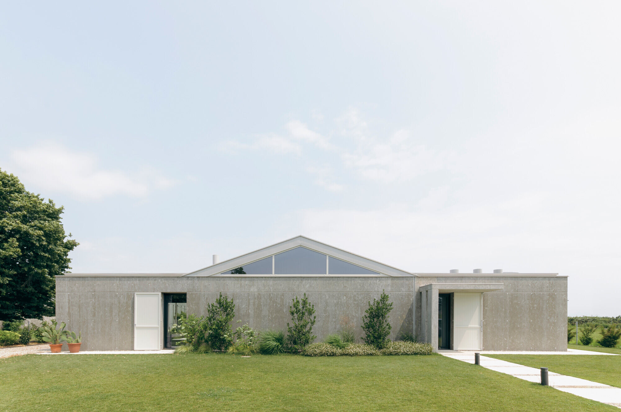 https://archello.com/story/130129/attachments/photos-videos/3 photo_credit Lorenzo Linthout
