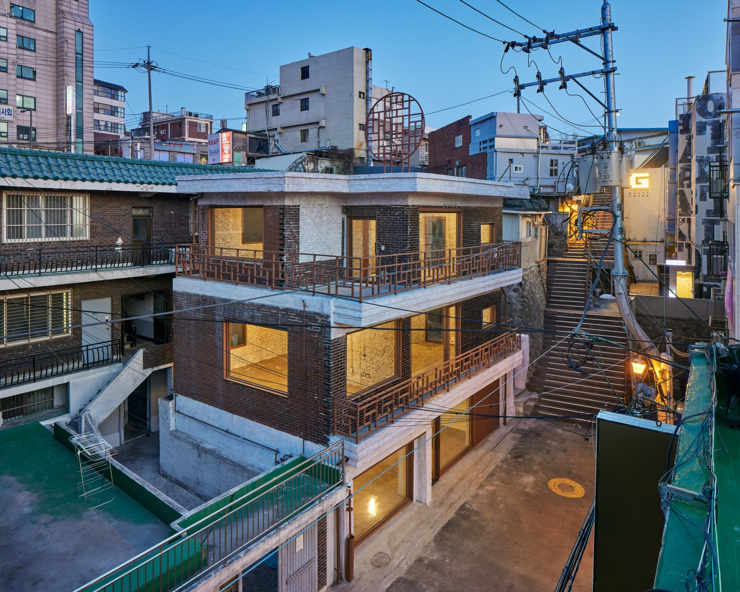 https://archello.com/story/130197/attachments/photos-videos/4 photo_credit Roh Kyung