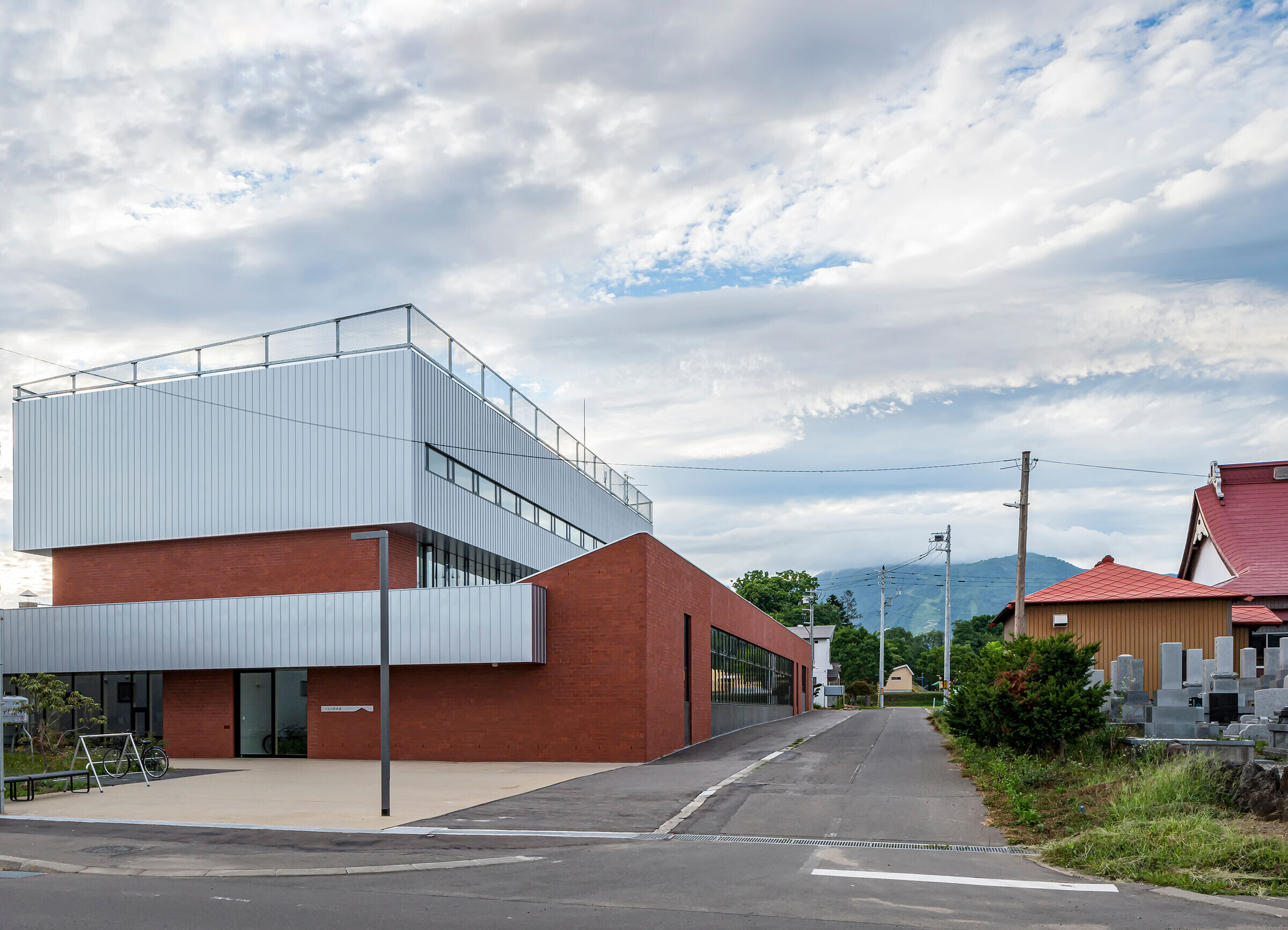https://archello.com/story/130277/attachments/photos-videos/6 photo_credit Imada Photo Service