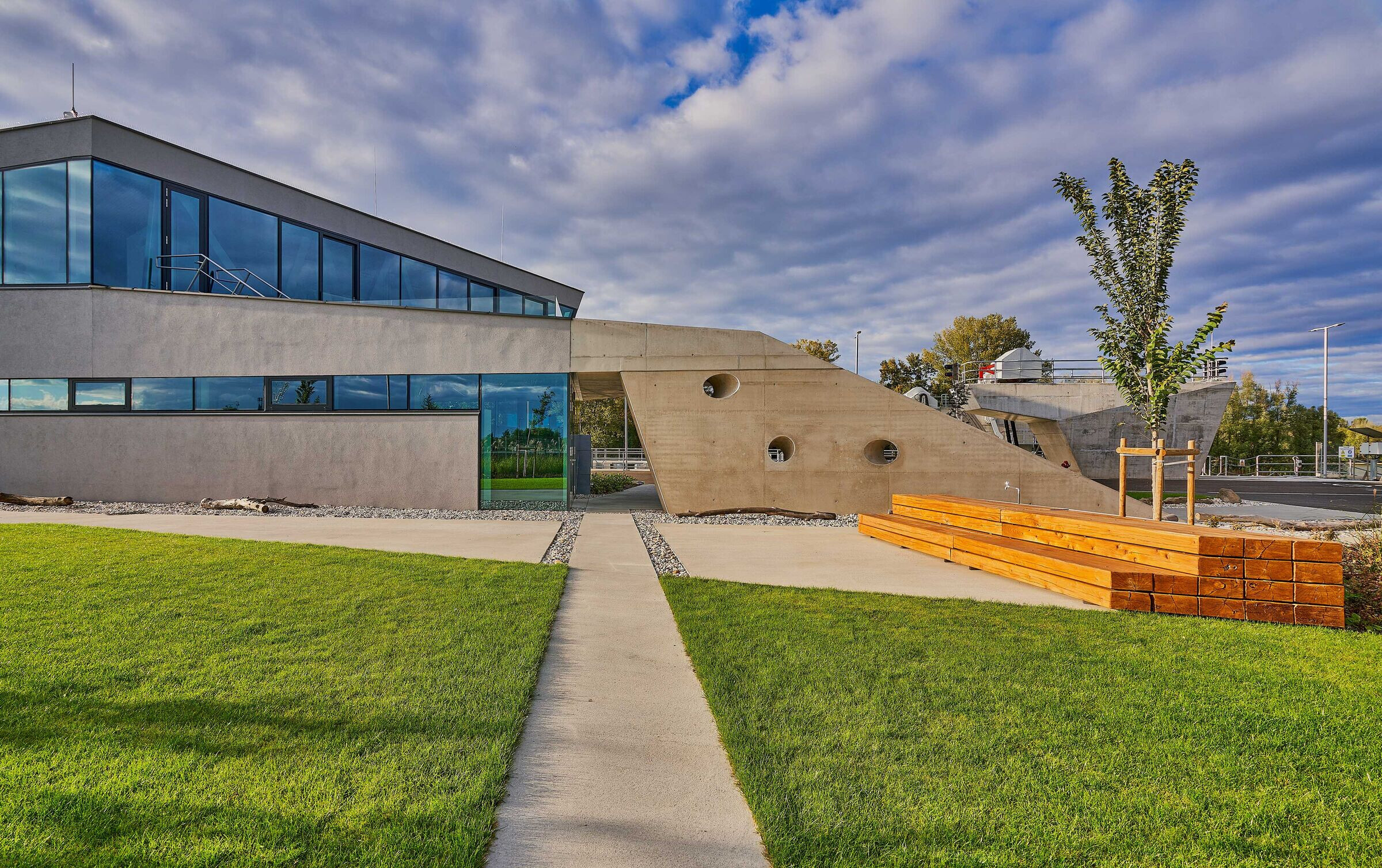 https://archello.com/story/130218/attachments/photos-videos/14 photo_credit Sugar and Salt Ltd., Northern Transdanubian Water Directorate