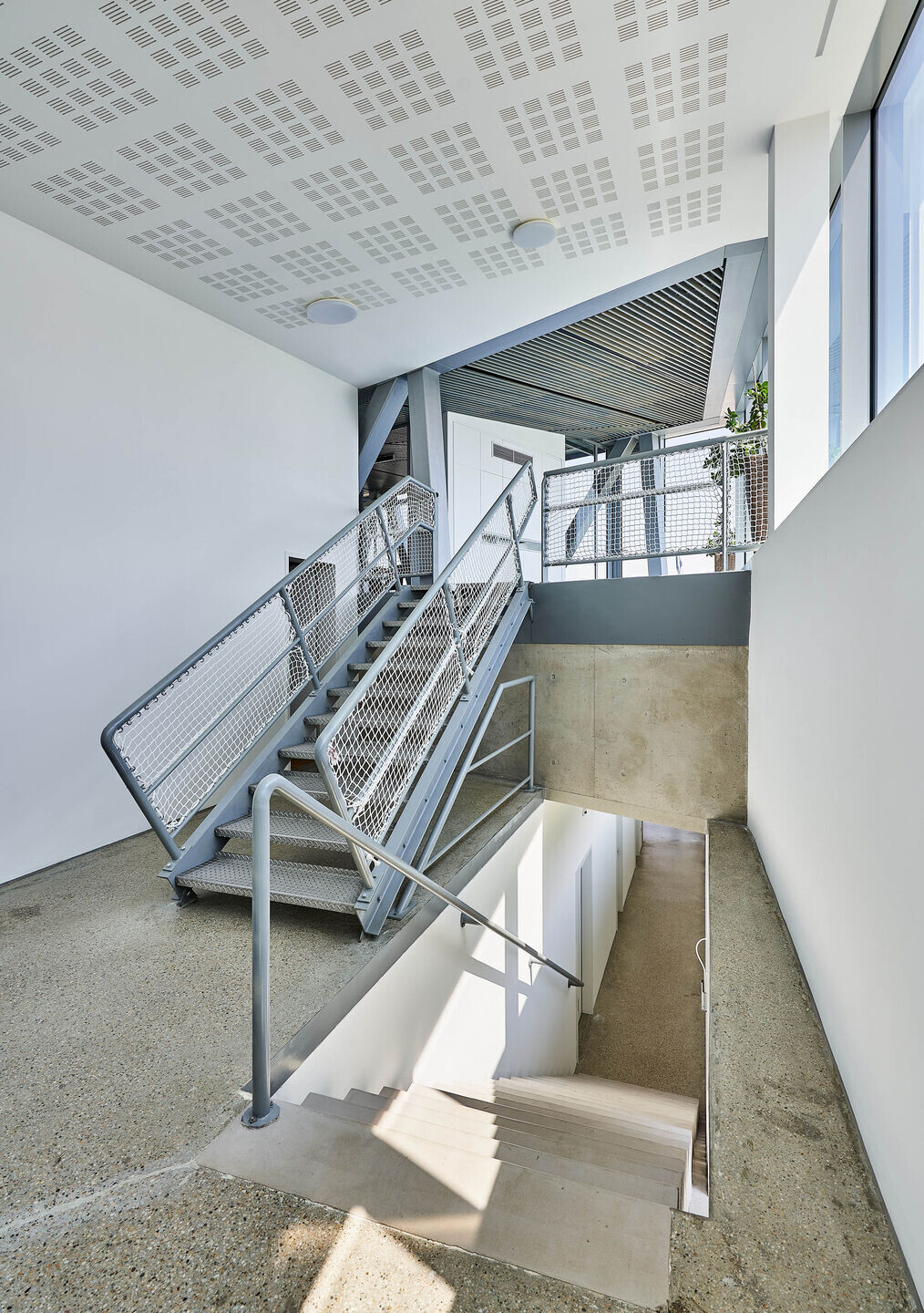 https://archello.com/story/130218/attachments/photos-videos/22 photo_credit Sugar and Salt Ltd., Northern Transdanubian Water Directorate