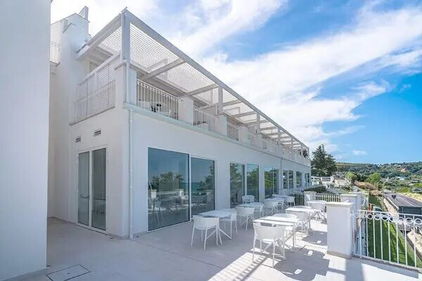 https://archello.com/story/130264/attachments/photos-videos/4 photo_credit Image Courtesy Vondom