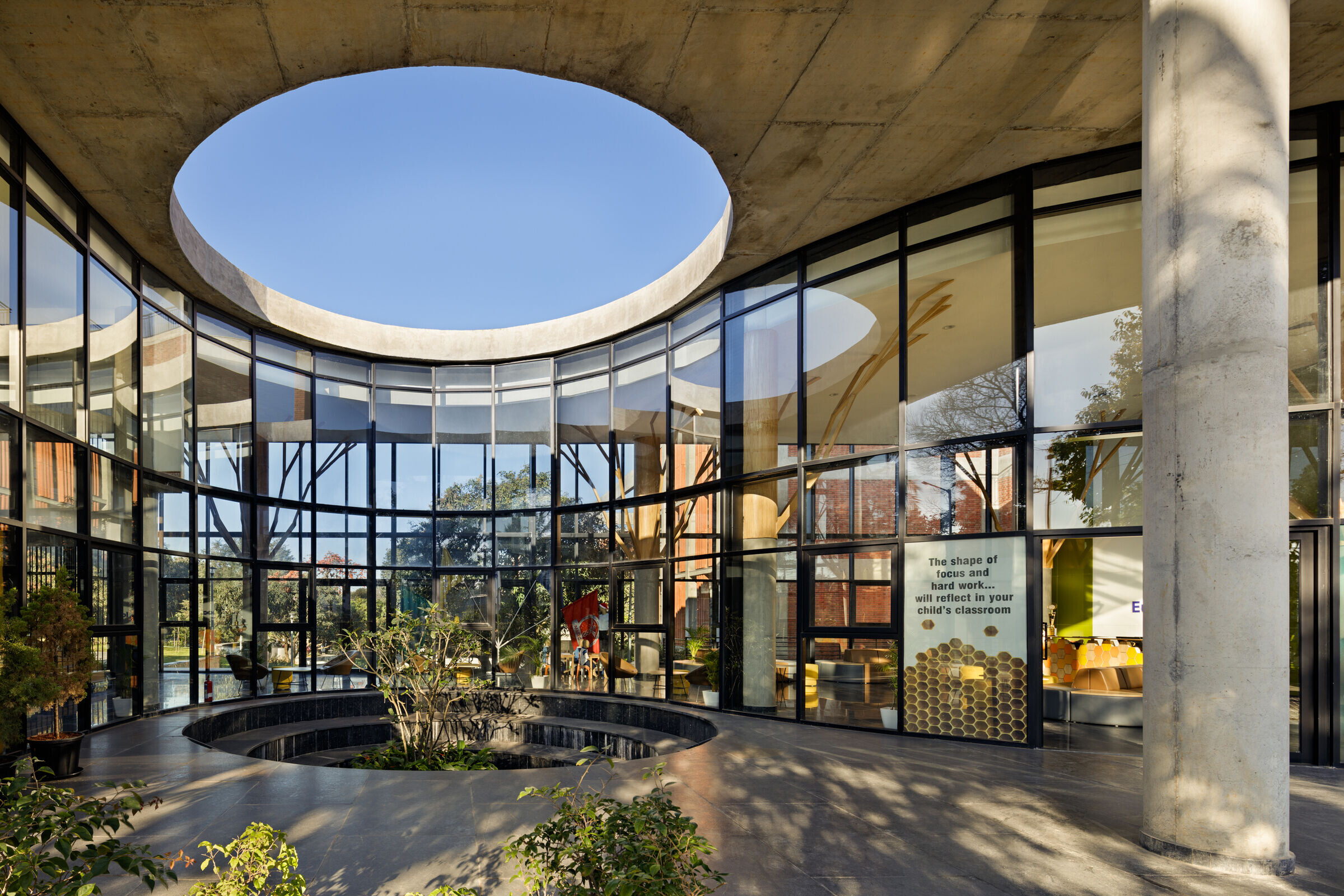 https://archello.com/story/130355/attachments/photos-videos/14 photo_credit Andre Fanthome