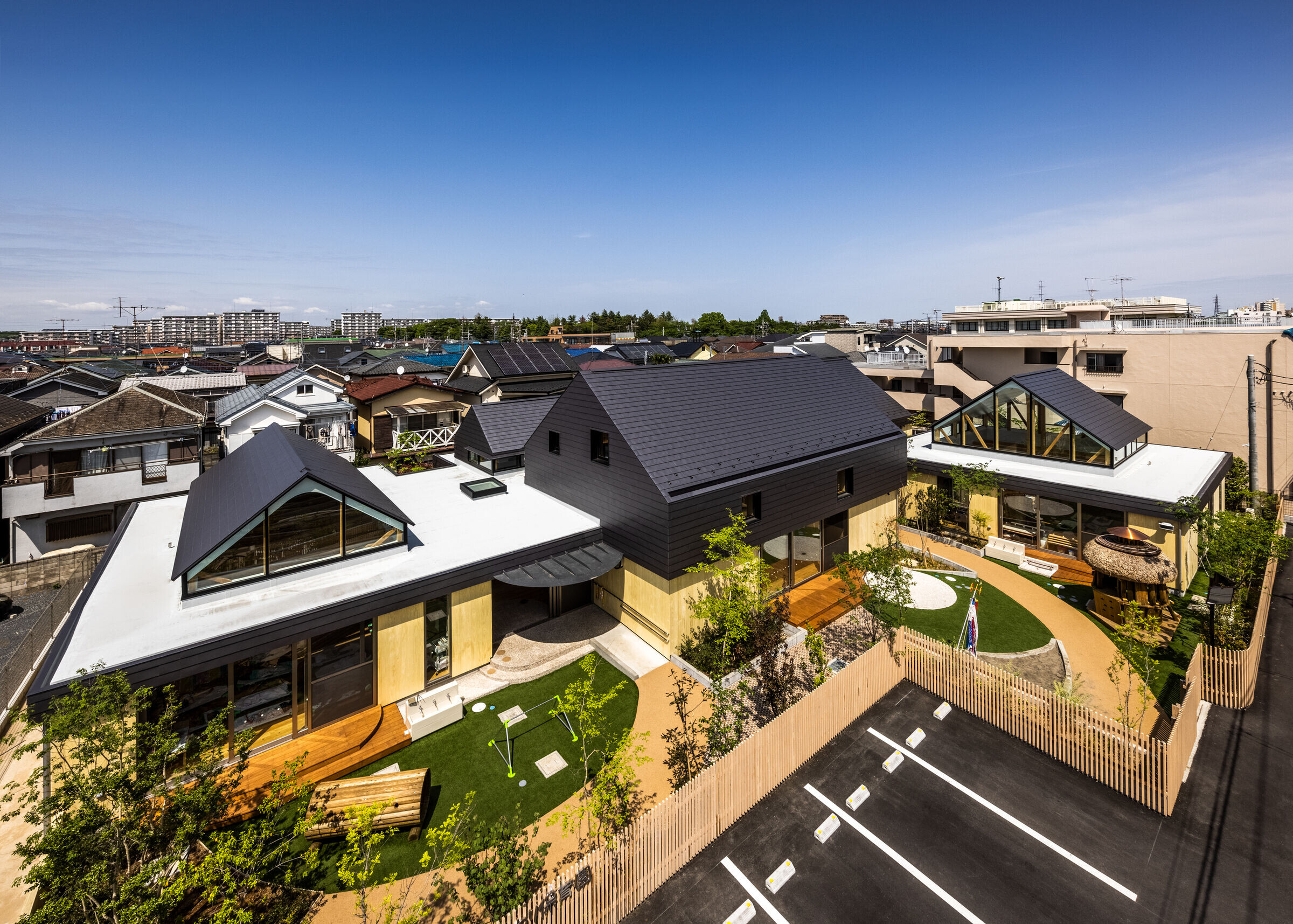 https://archello.com/story/130509/attachments/photos-videos/3 photo_credit ⒸMasaki Hamad (KKPO)