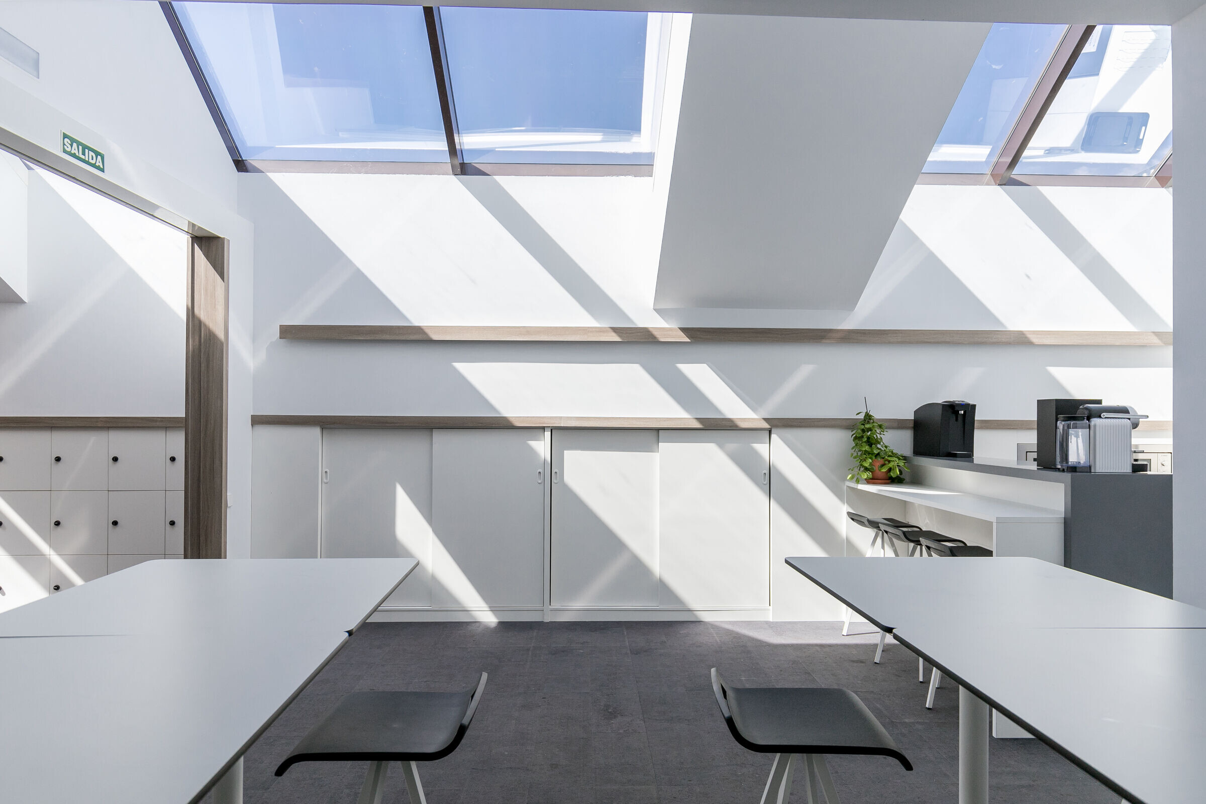 https://archello.com/story/130621/attachments/photos-videos/3