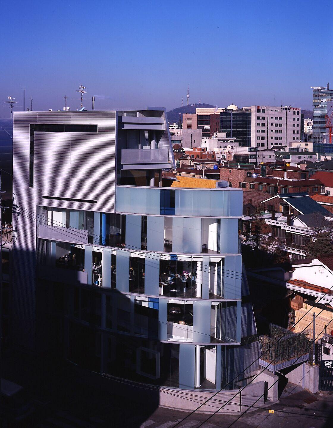 https://archello.com/story/130839/attachments/photos-videos/4 photo_credit Park Youngchae