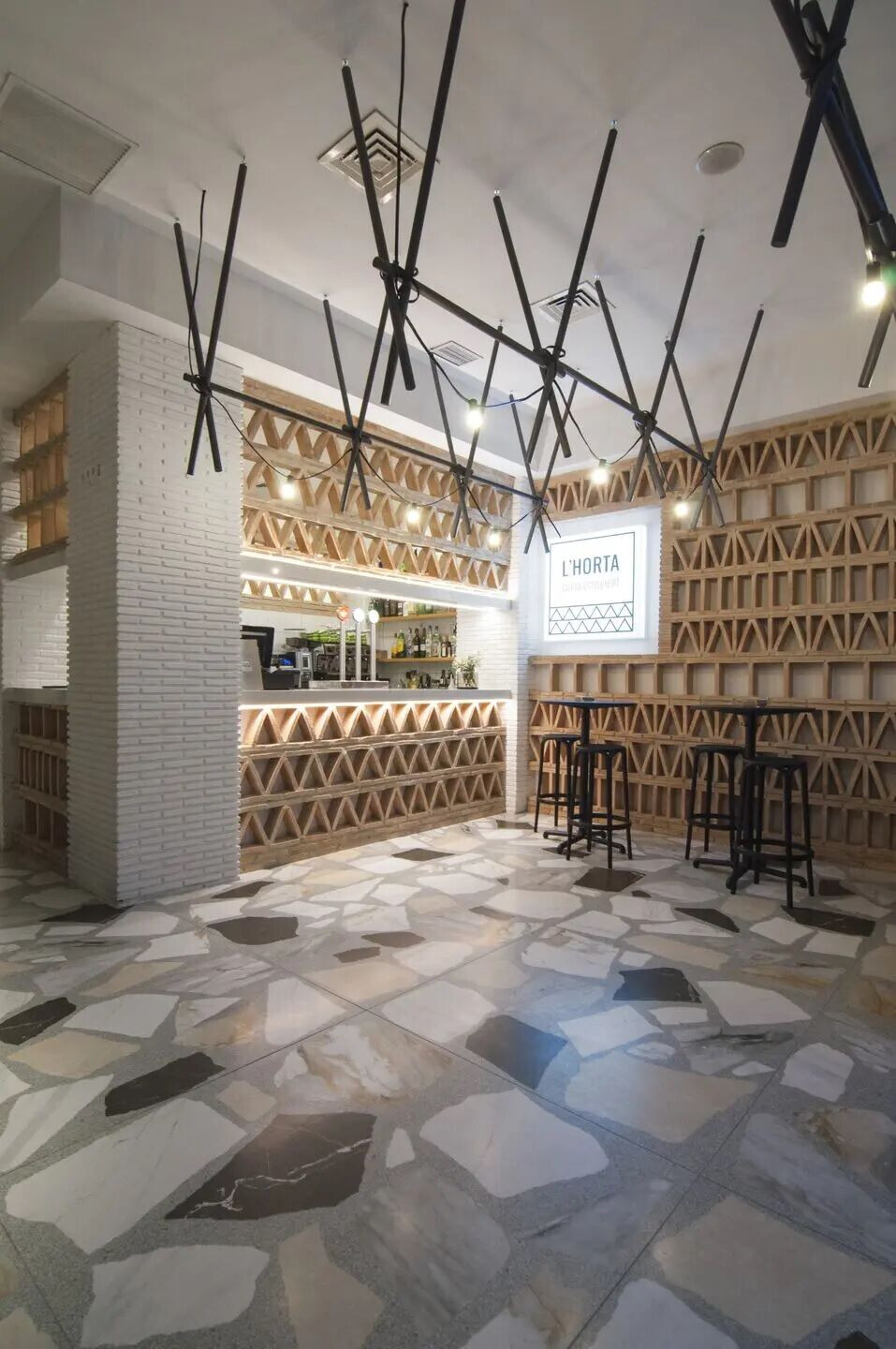 https://archello.com/story/130988/attachments/photos-videos/4 photo_credit Image Courtesy Vondom