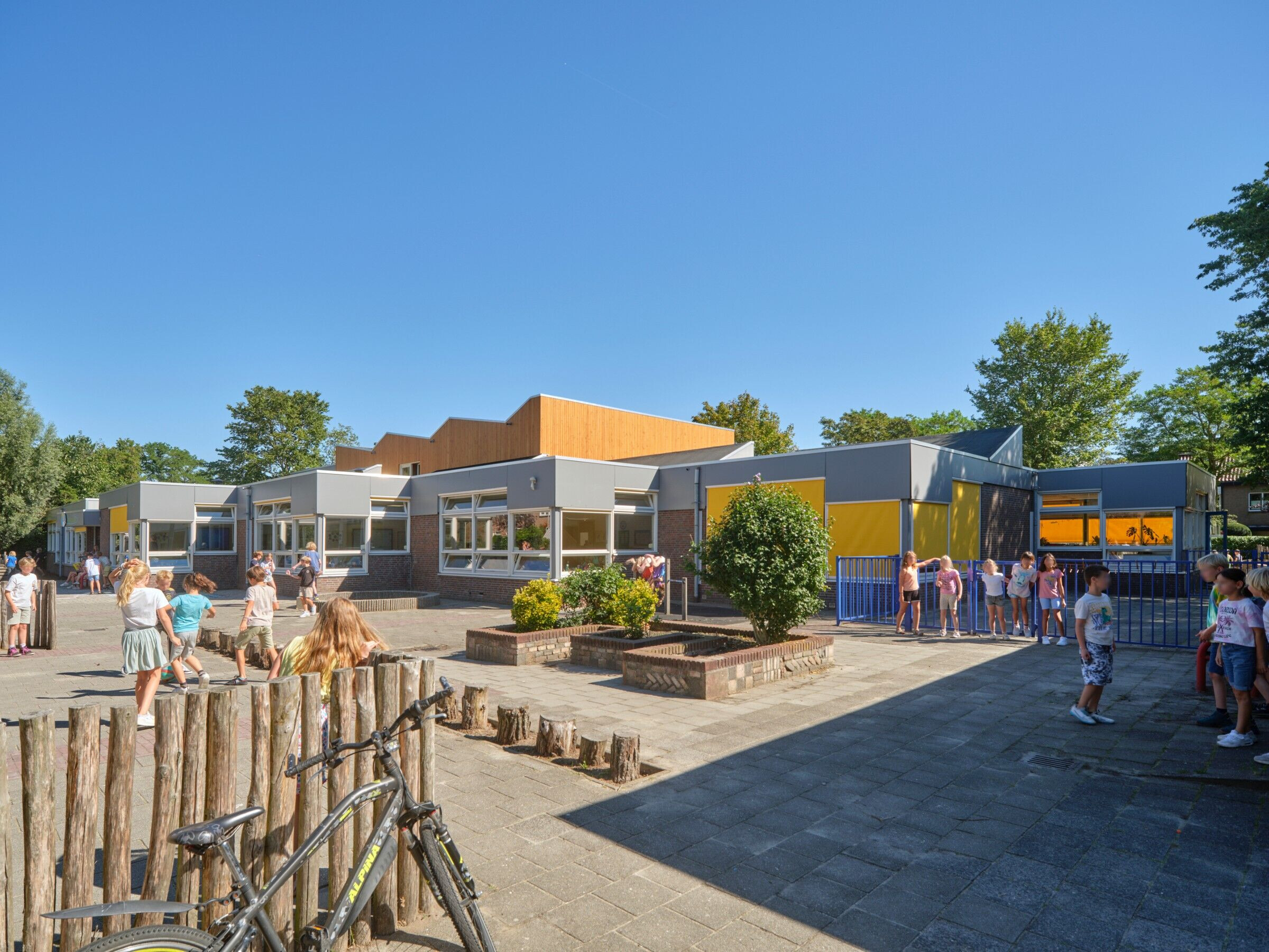 https://archello.com/story/131099/attachments/photos-videos/2 photo_credit René de Wit, derksen windt architecten