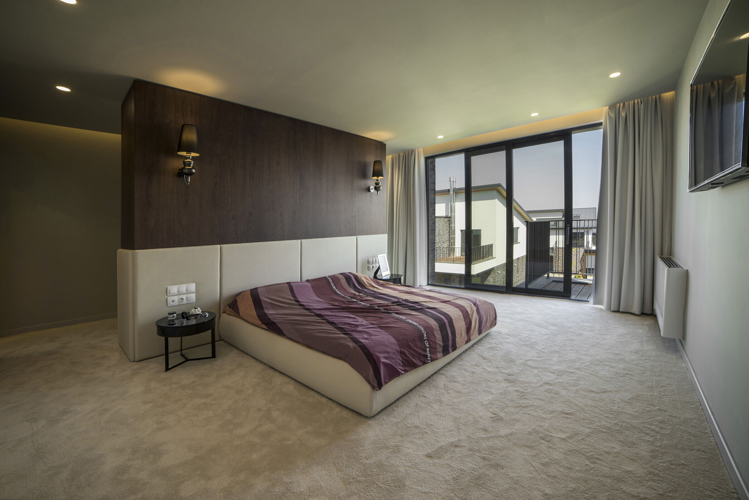 https://archello.com/story/131082/attachments/photos-videos/11 photo_credit Studio Blend
