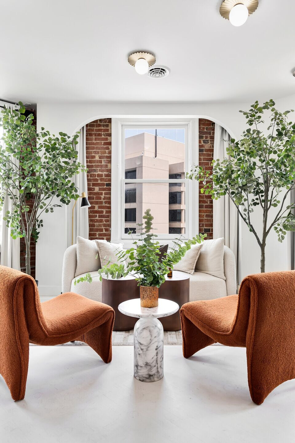 https://archello.com/story/131206/attachments/photos-videos/6 photo_credit Derek Miller - Derek and Vee LLC