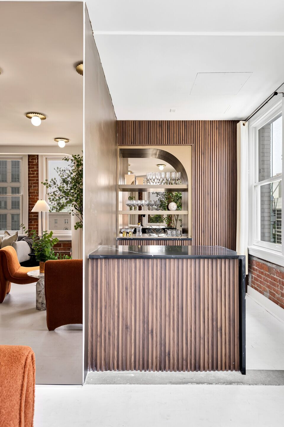 https://archello.com/story/131206/attachments/photos-videos/8 photo_credit Derek Miller - Derek and Vee LLC