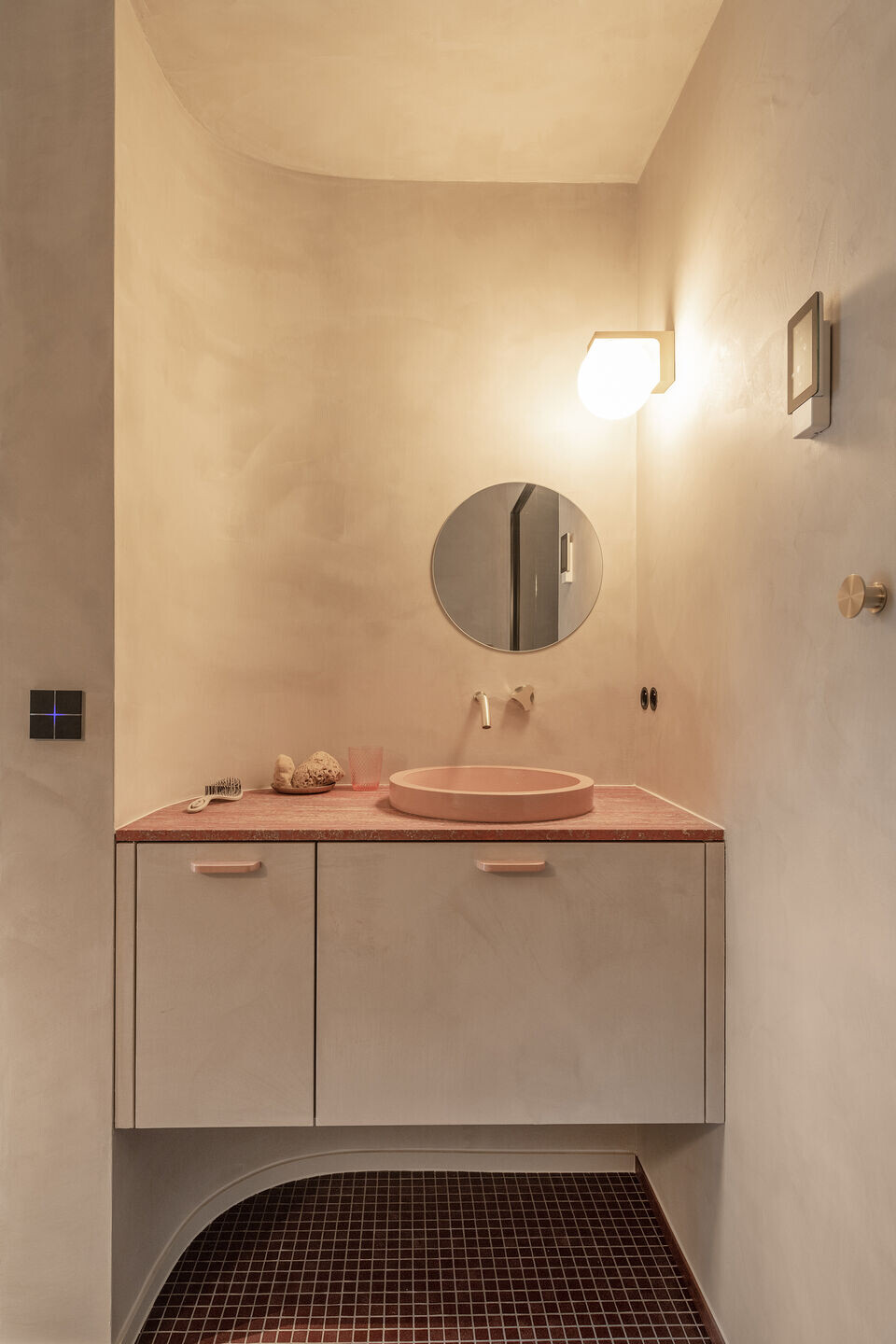 https://archello.com/story/131223/attachments/photos-videos/26 photo_credit Ypsilon Business Photography