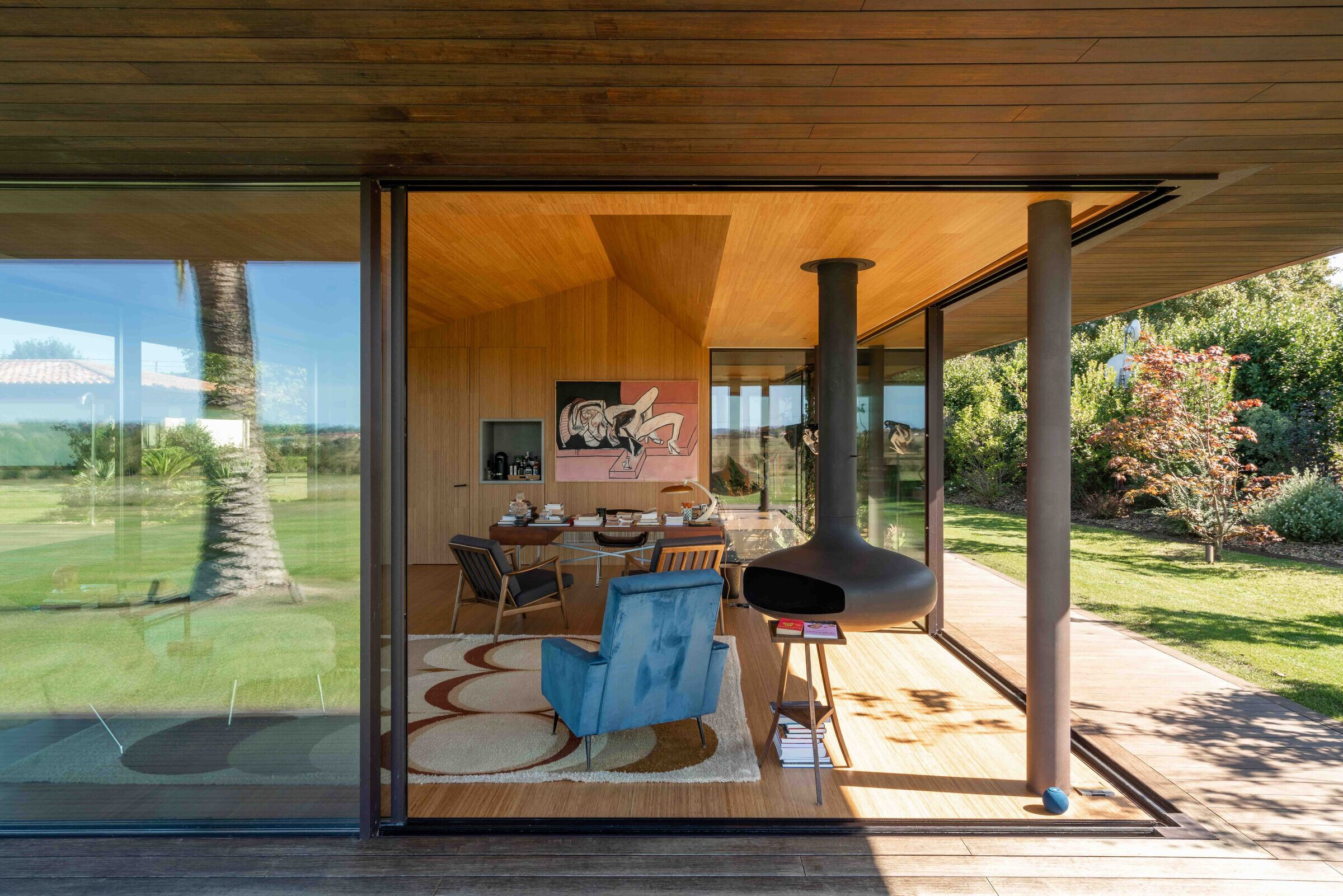 https://archello.com/story/131401/attachments/photos-videos/8 photo_credit Luis Asin