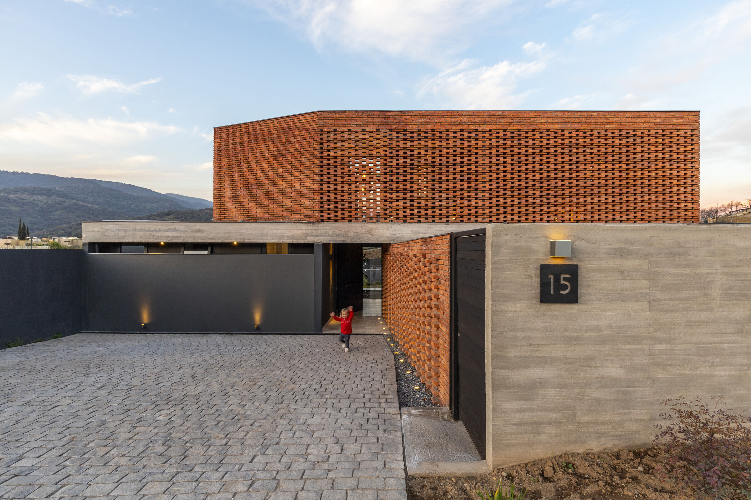 https://archello.com/story/131471/attachments/photos-videos/5 photo_credit Marcos Mendizabal