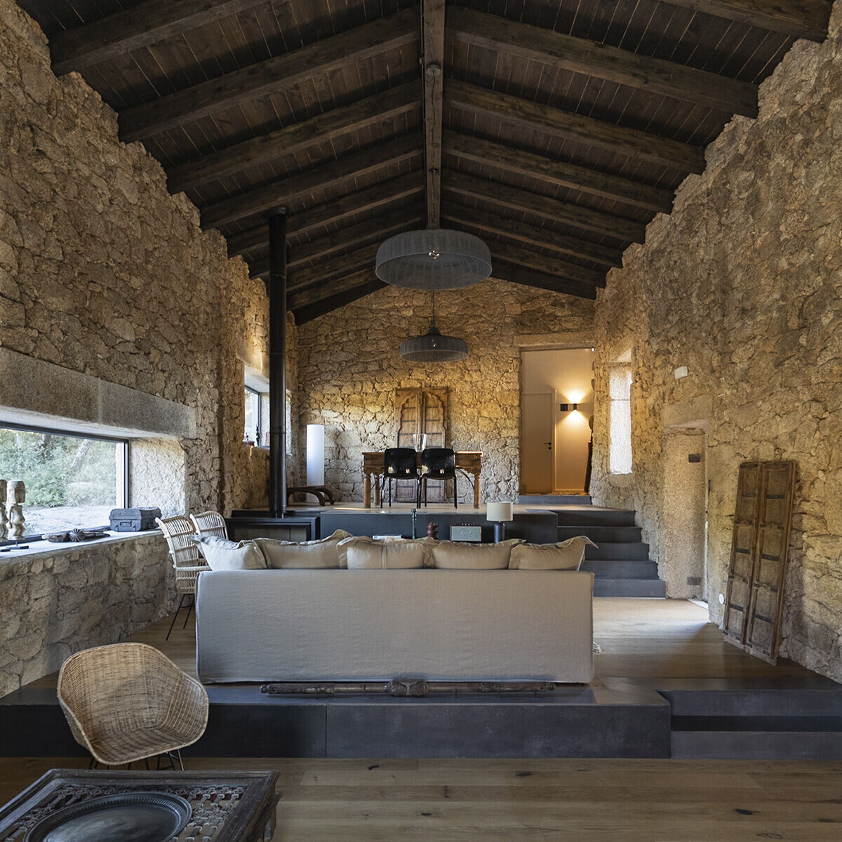 https://archello.com/story/131432/attachments/photos-videos/4 photo_credit João Saraiva