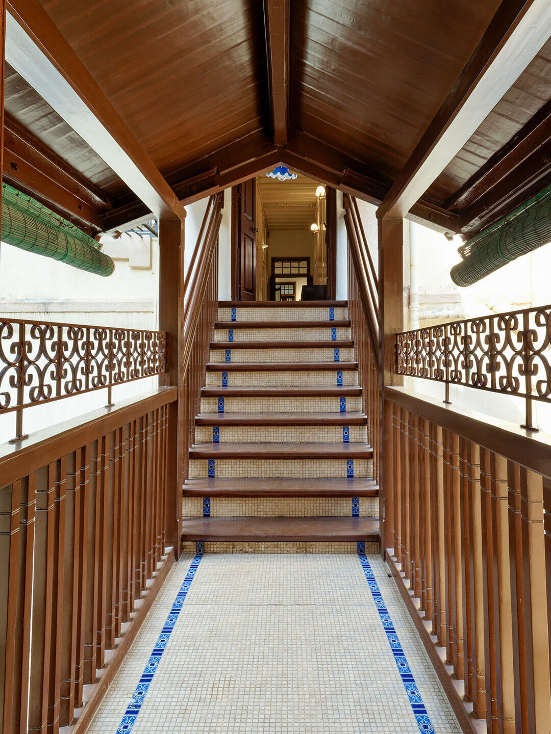 https://archello.com/story/131528/attachments/photos-videos/24 photo_credit Hemant Patil