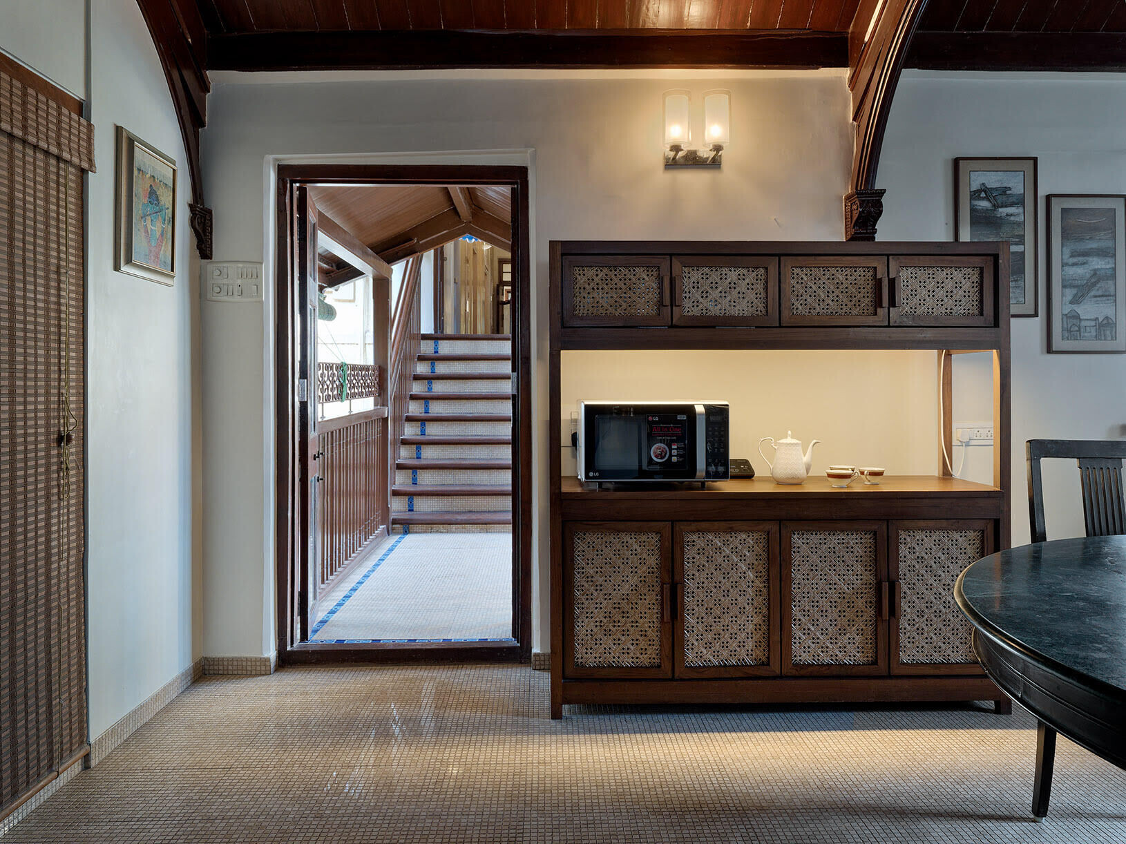 https://archello.com/story/131528/attachments/photos-videos/25 photo_credit Hemant Patil