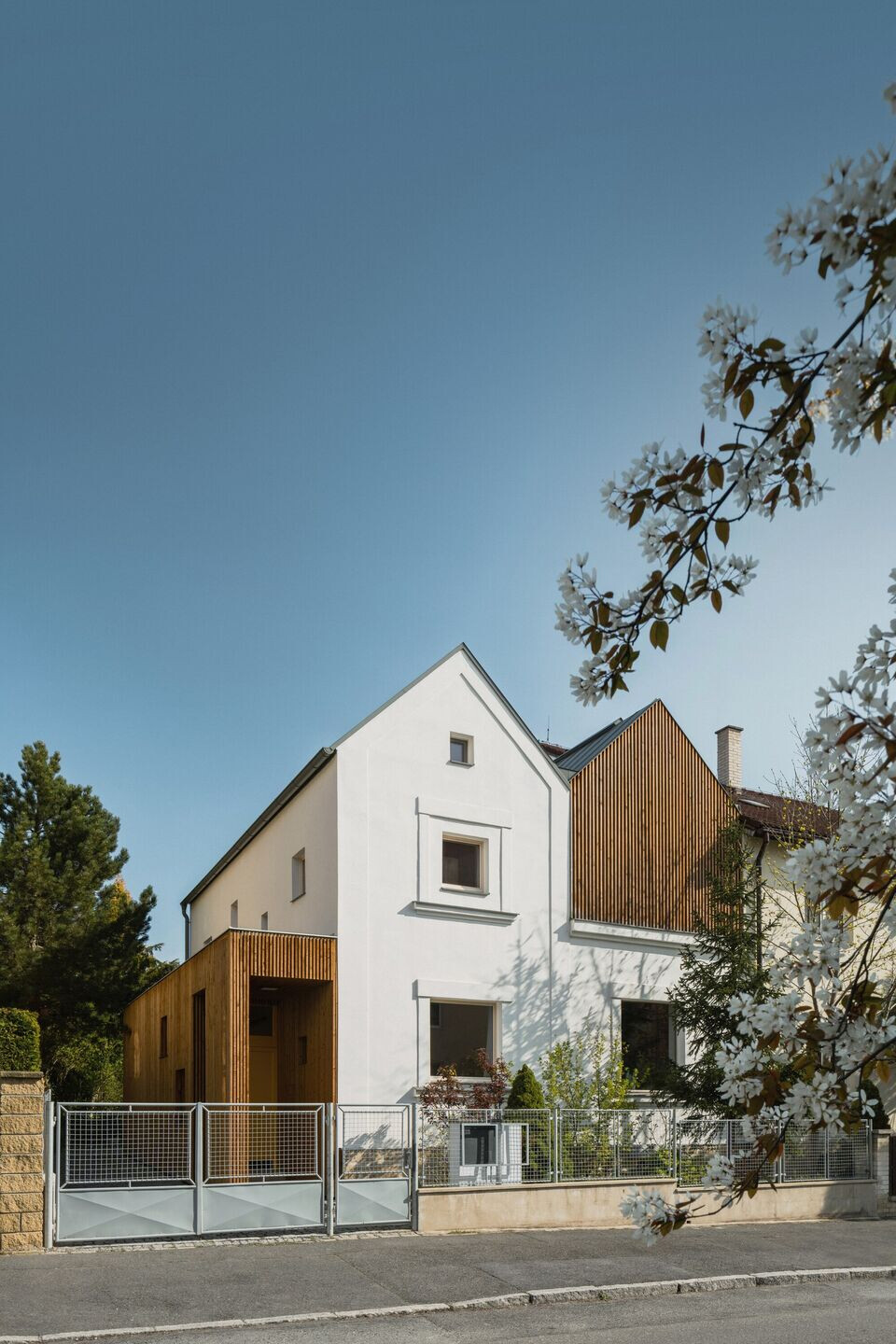 https://archello.com/story/131596/attachments/photos-videos/3 photo_credit Petr Polák