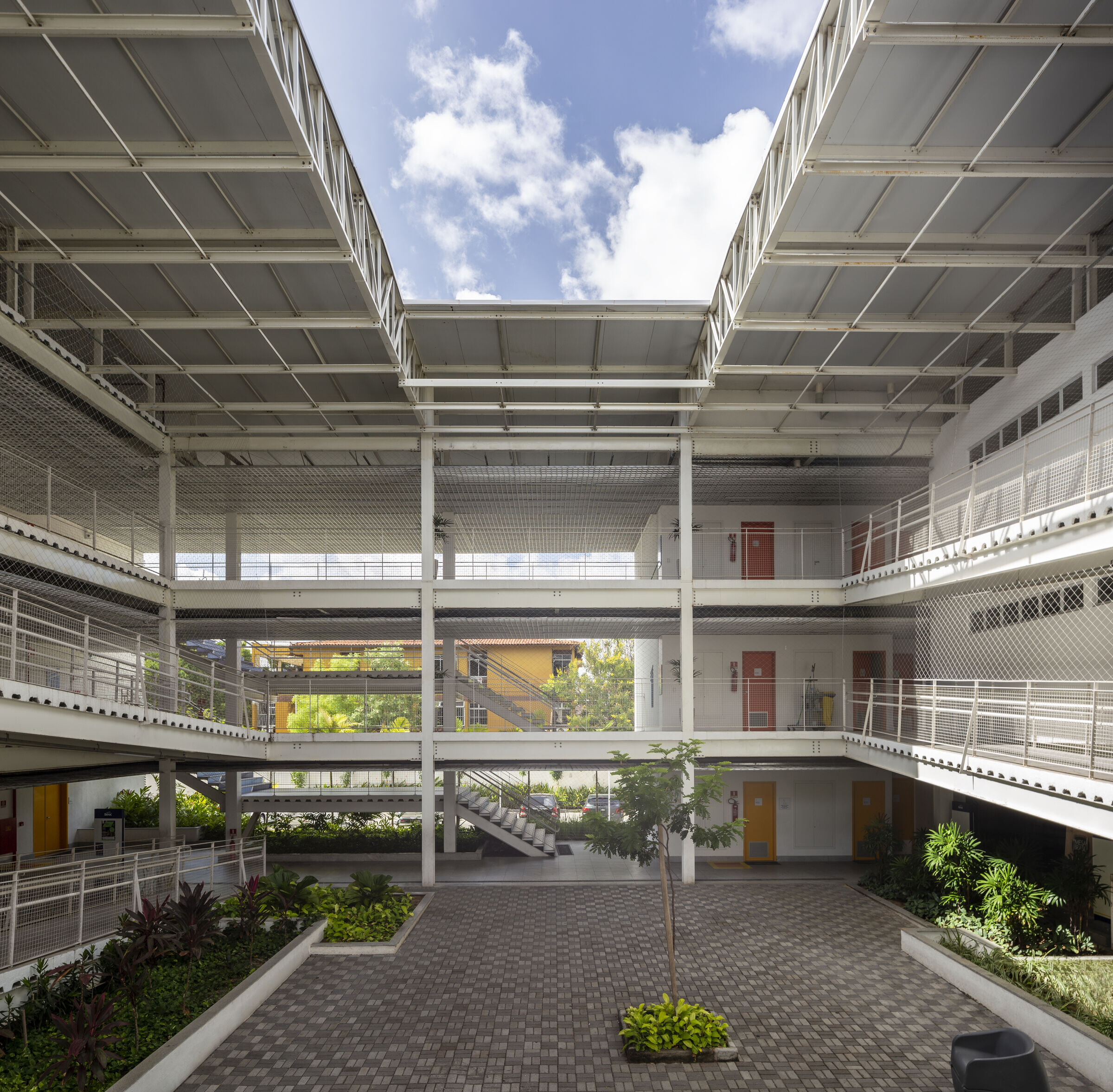 https://archello.com/story/131610/attachments/photos-videos/7 photo_credit Igor Ribeiro