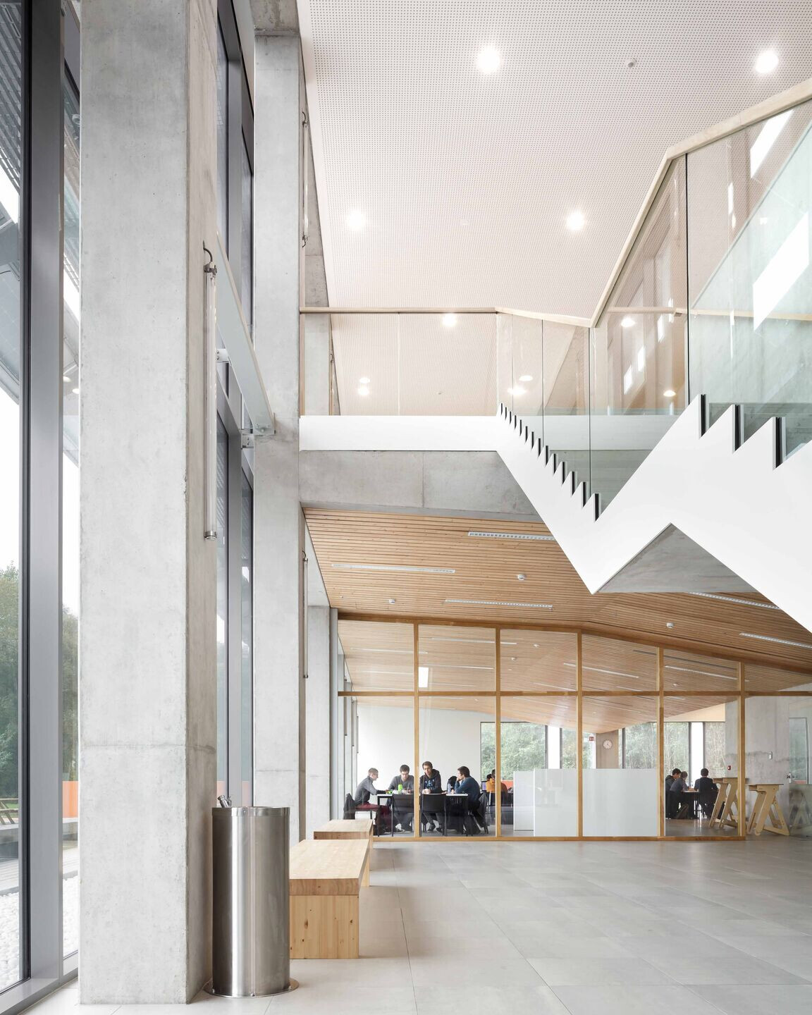https://archello.com/story/131685/attachments/photos-videos/8 photo_credit ©Stijn Bollaert