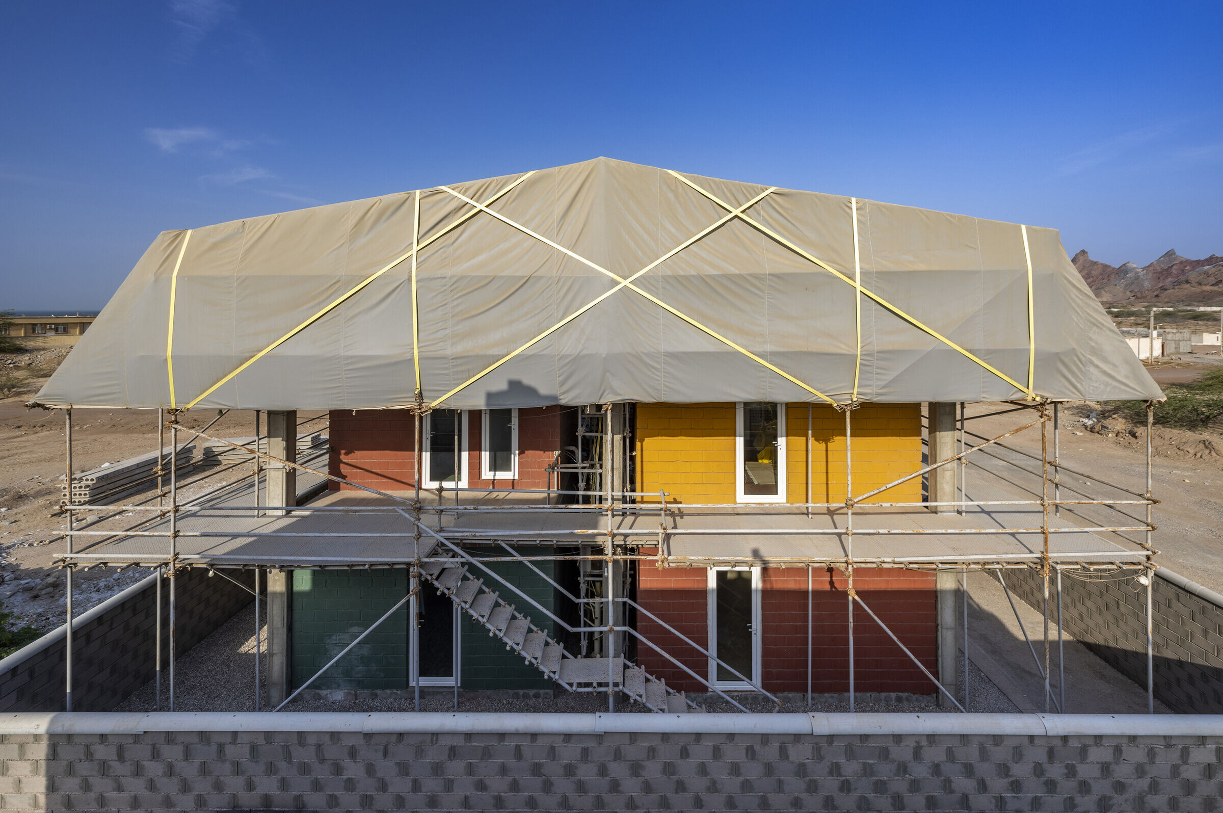 https://archello.com/story/131754/attachments/photos-videos/5 photo_credit Parham Taghioff