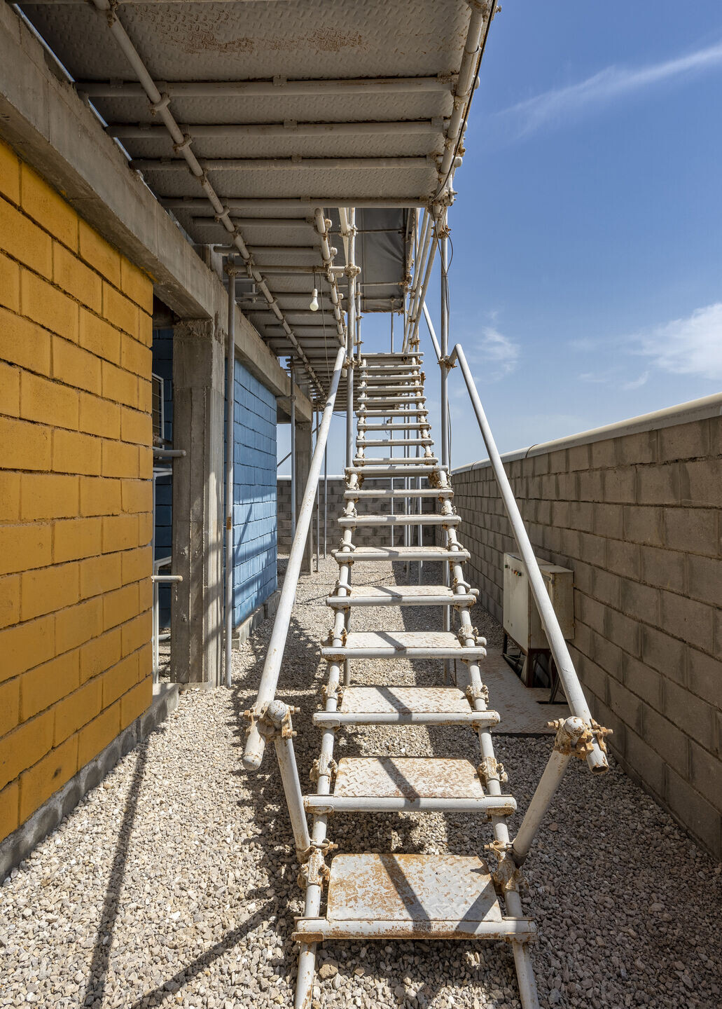 https://archello.com/story/131754/attachments/photos-videos/16 photo_credit Parham Taghioff
