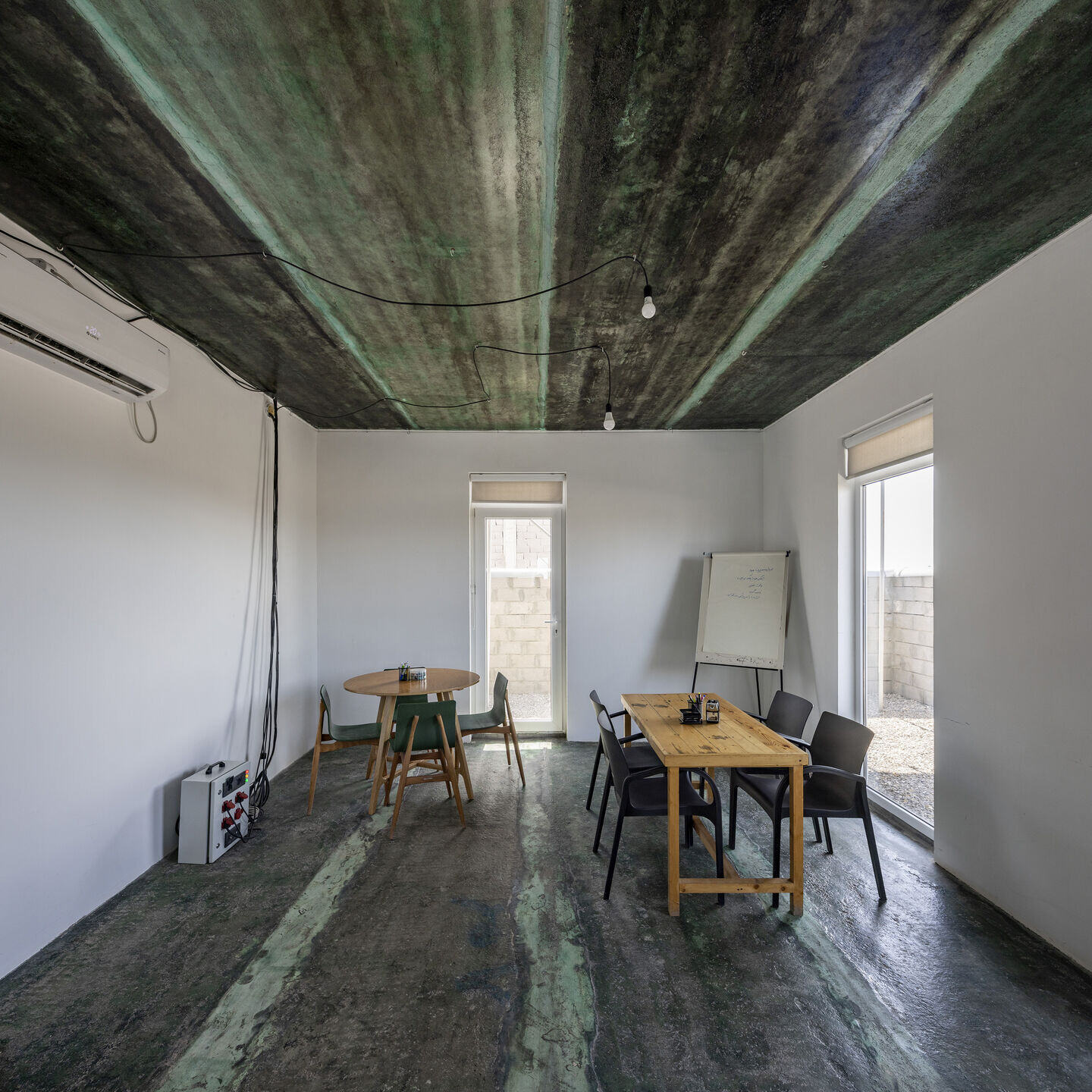 https://archello.com/story/131754/attachments/photos-videos/26 photo_credit Parham Taghioff