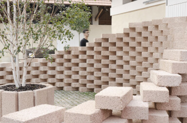 Hempcrete block installation highlights the potential of bio-based materials in construction