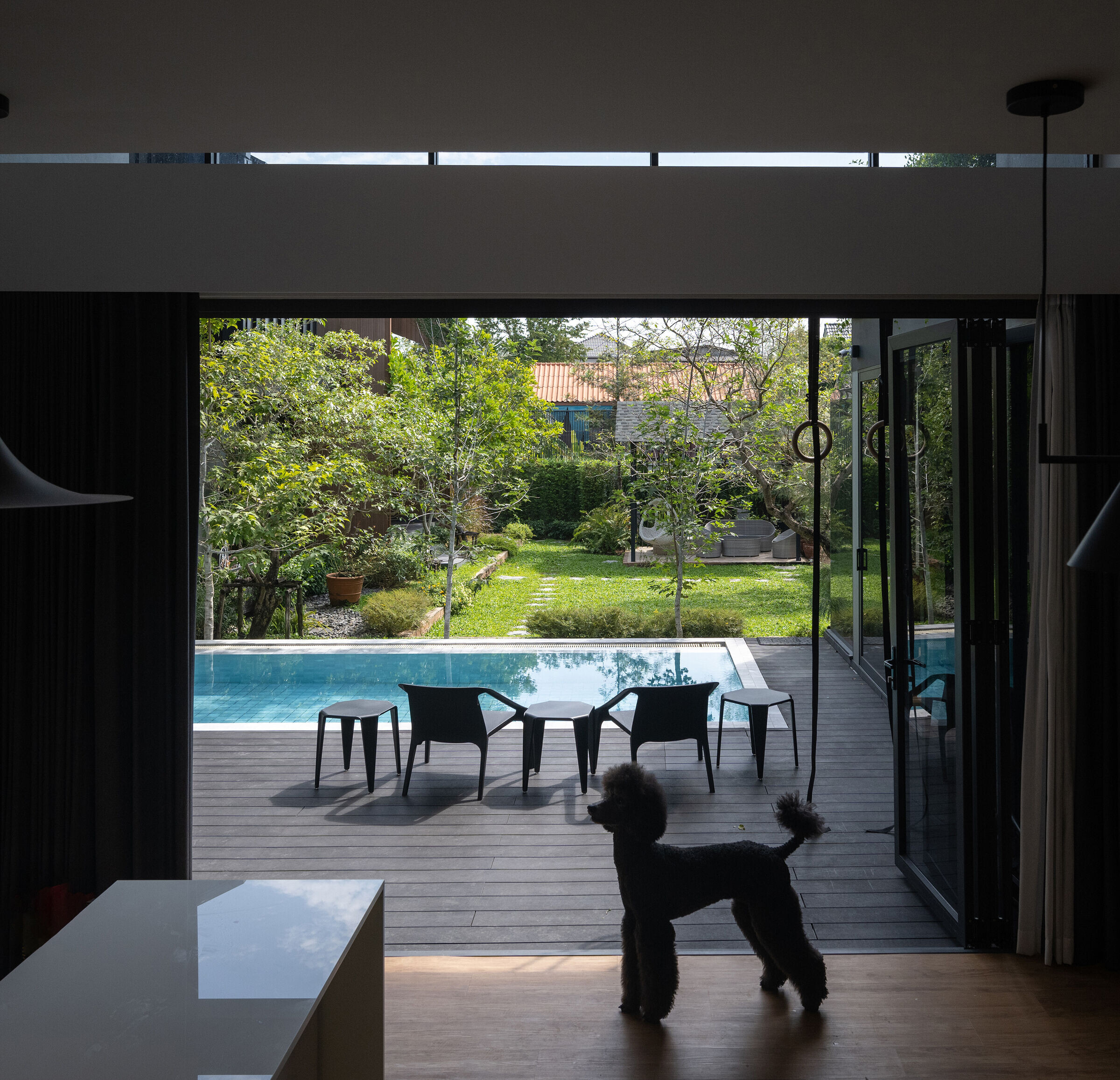 https://archello.com/story/131782/attachments/photos-videos/31 photo_credit Rungkit Charoenwat