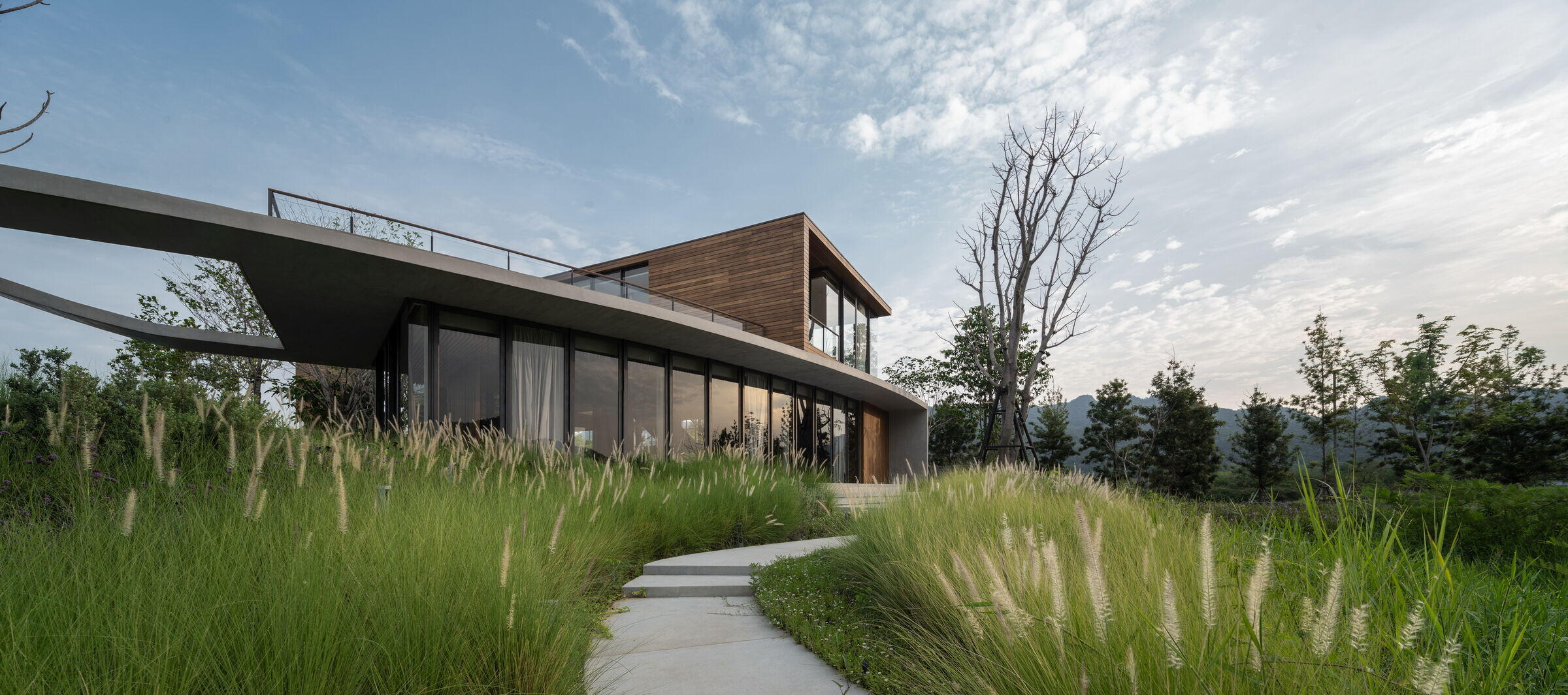 https://archello.com/story/131820/attachments/photos-videos/6 photo_credit DOF Sky|Ground