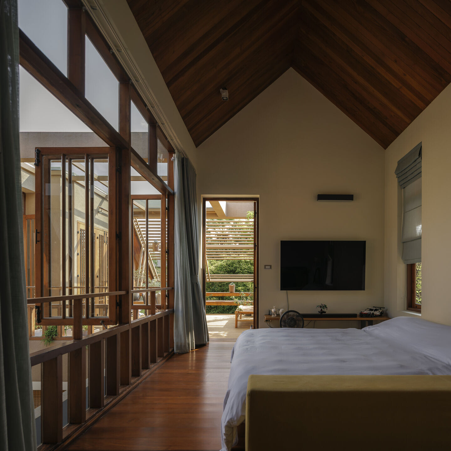 https://archello.com/story/131948/attachments/photos-videos/11 photo_credit Soopakorn Srisakul